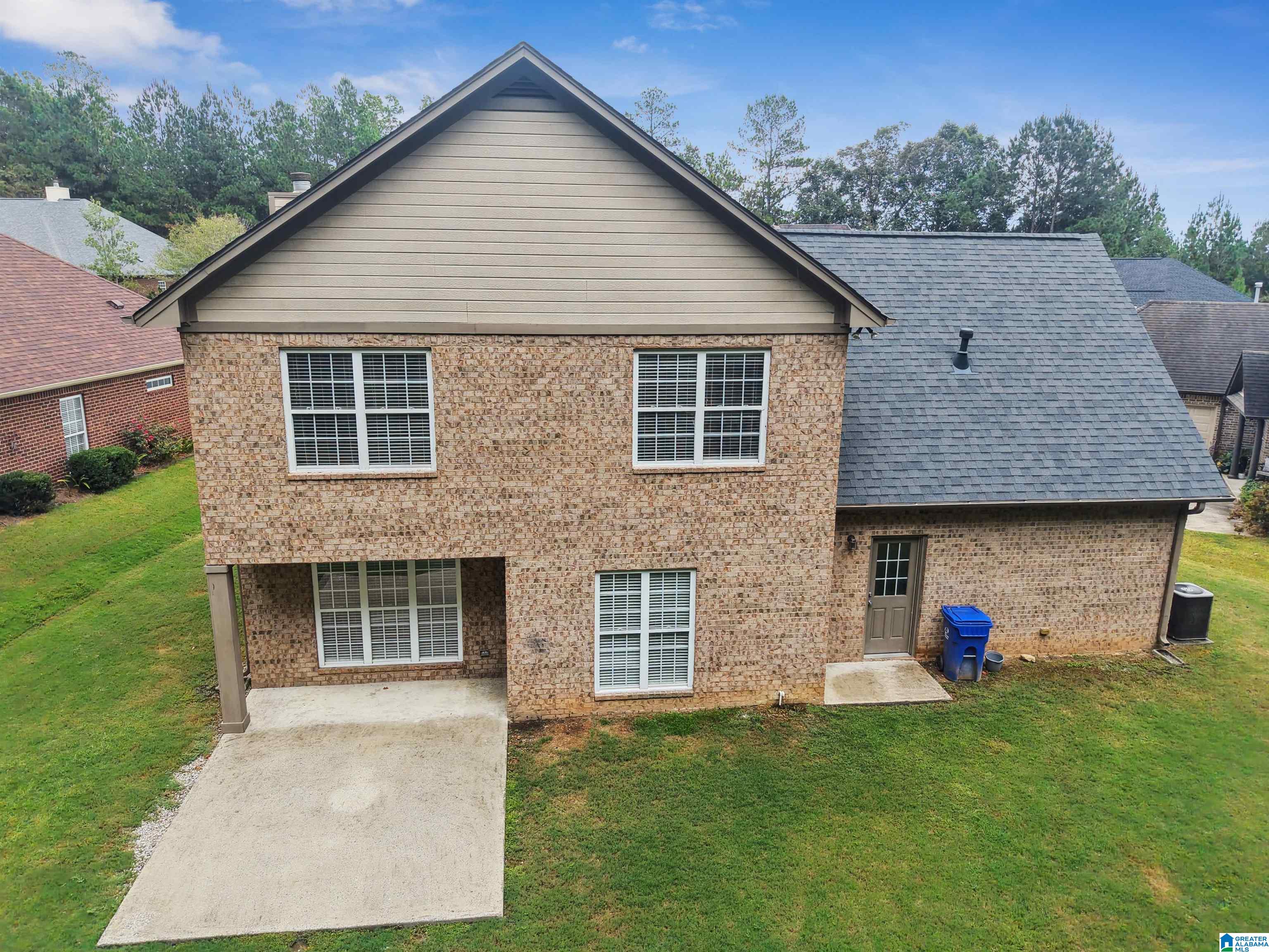 105 BLACKSTONE COURT