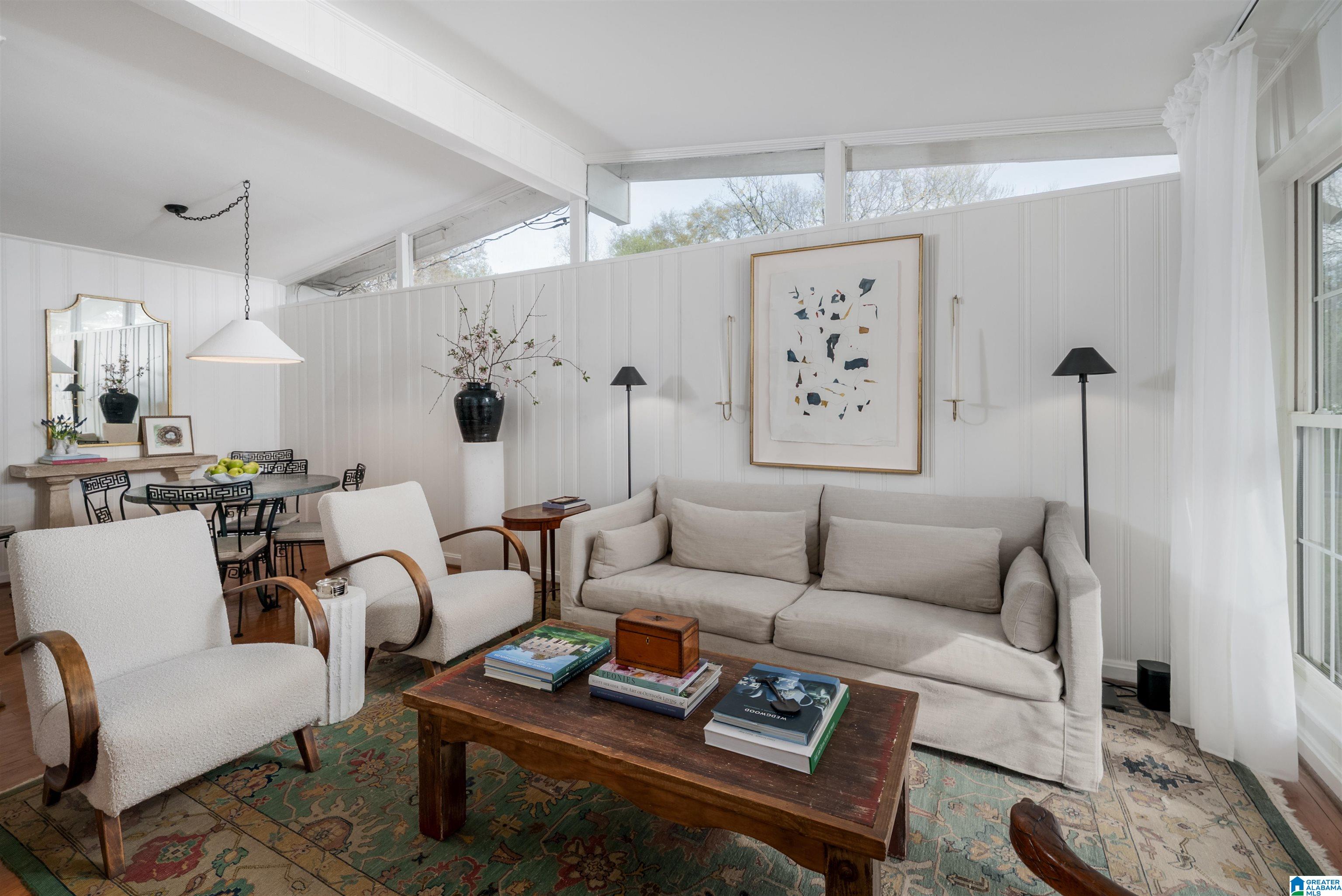 1219 BROWNING AVENUE