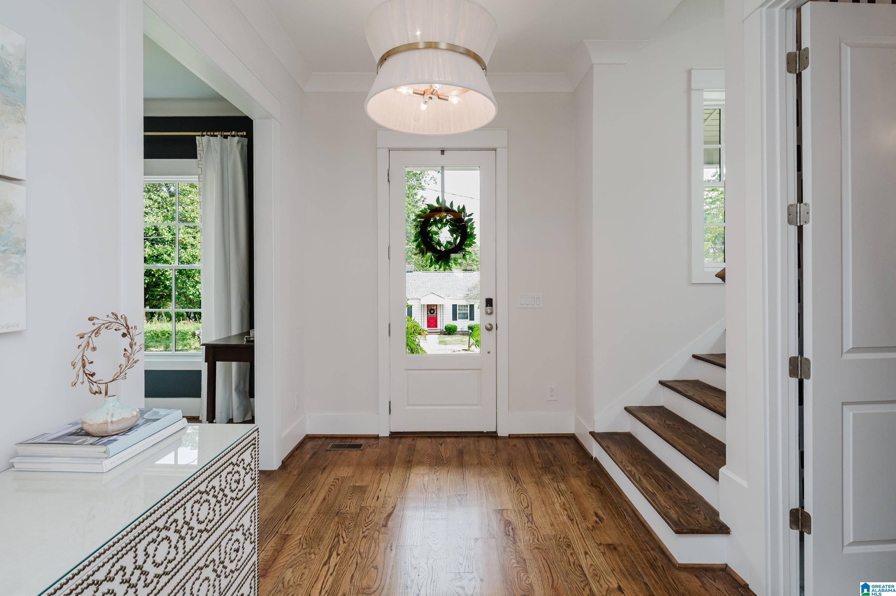 402 SAINT CHARLES STREET