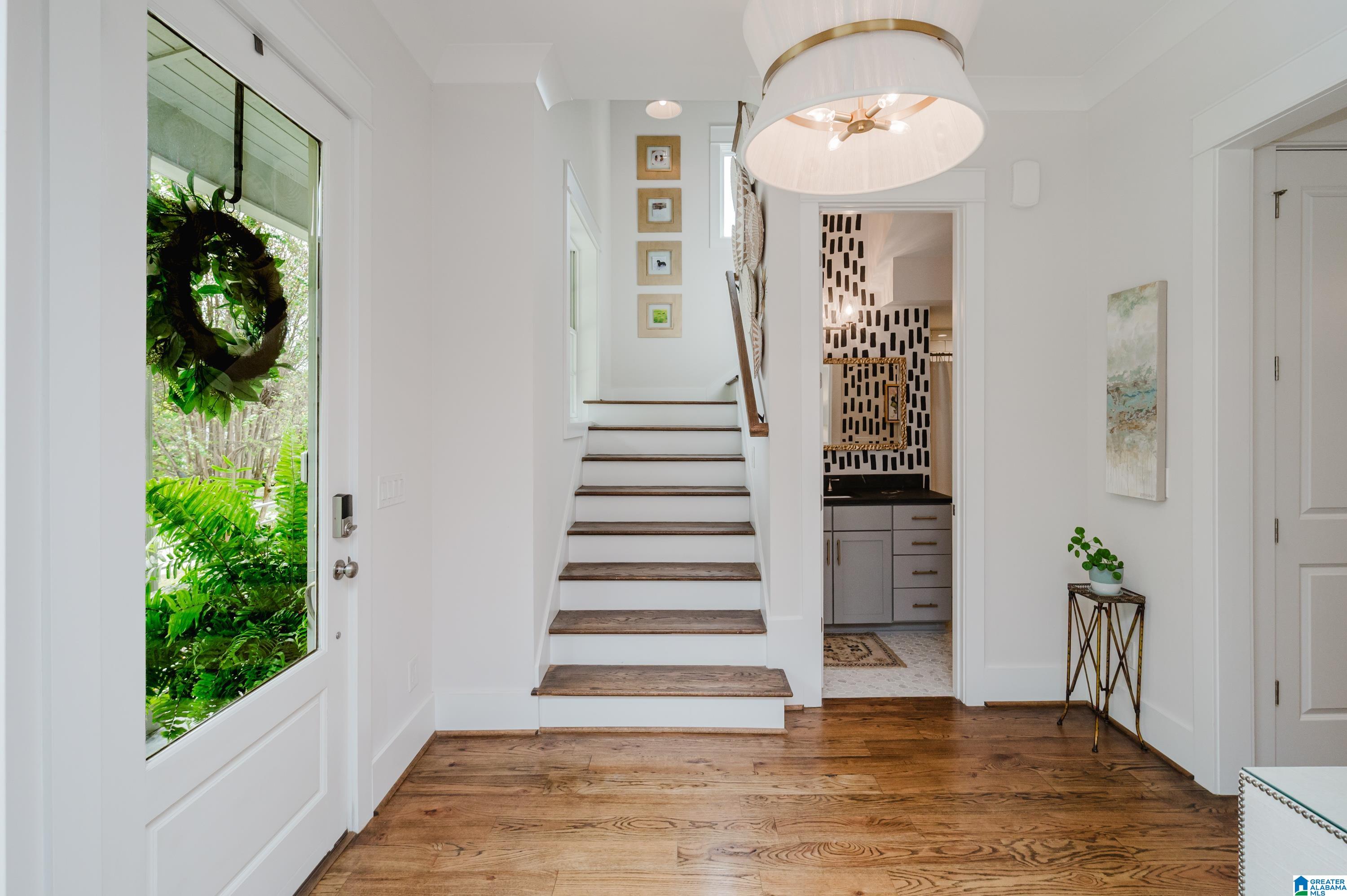 402 SAINT CHARLES STREET