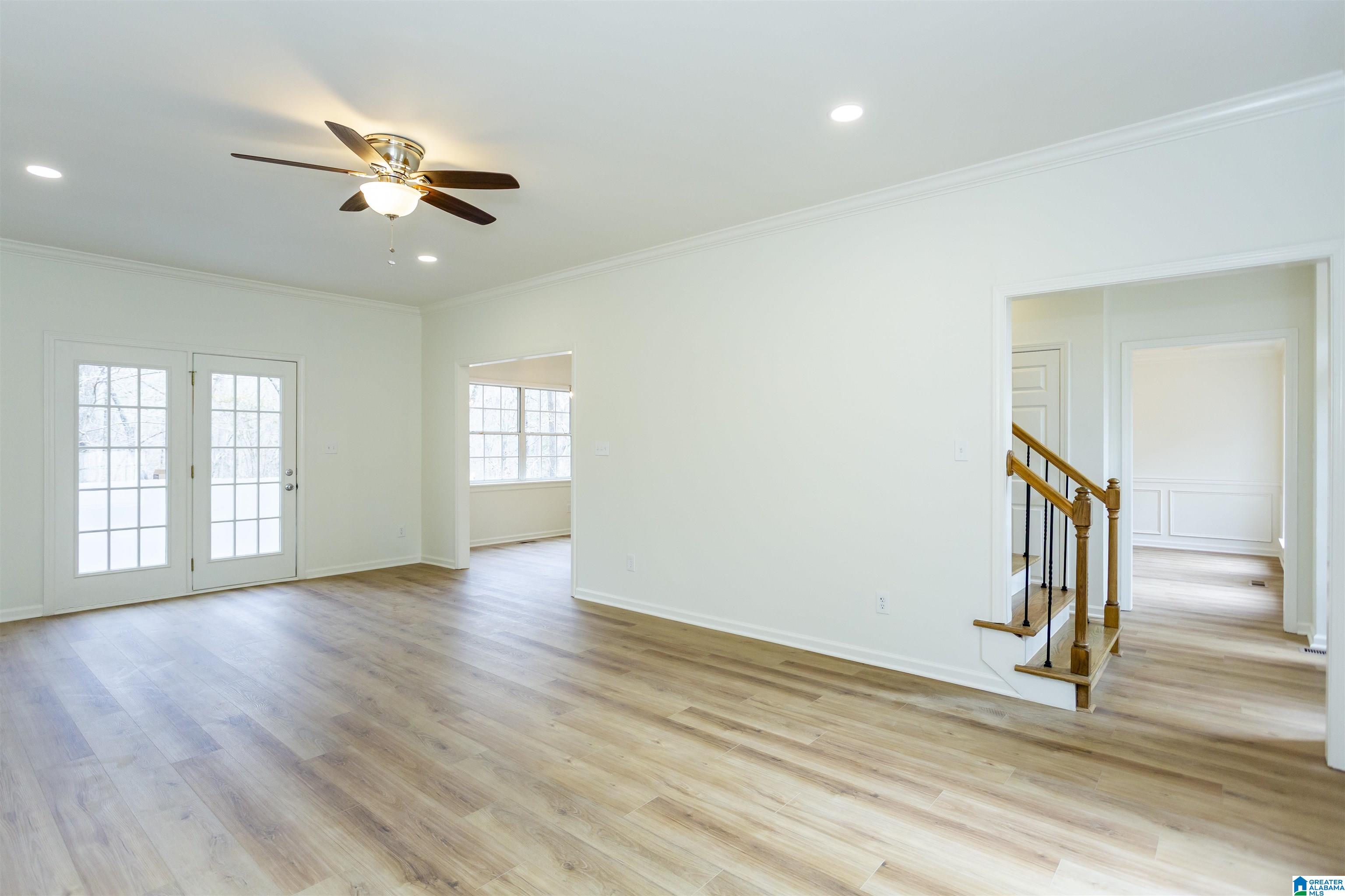 2939 GLEN GATE DRIVE