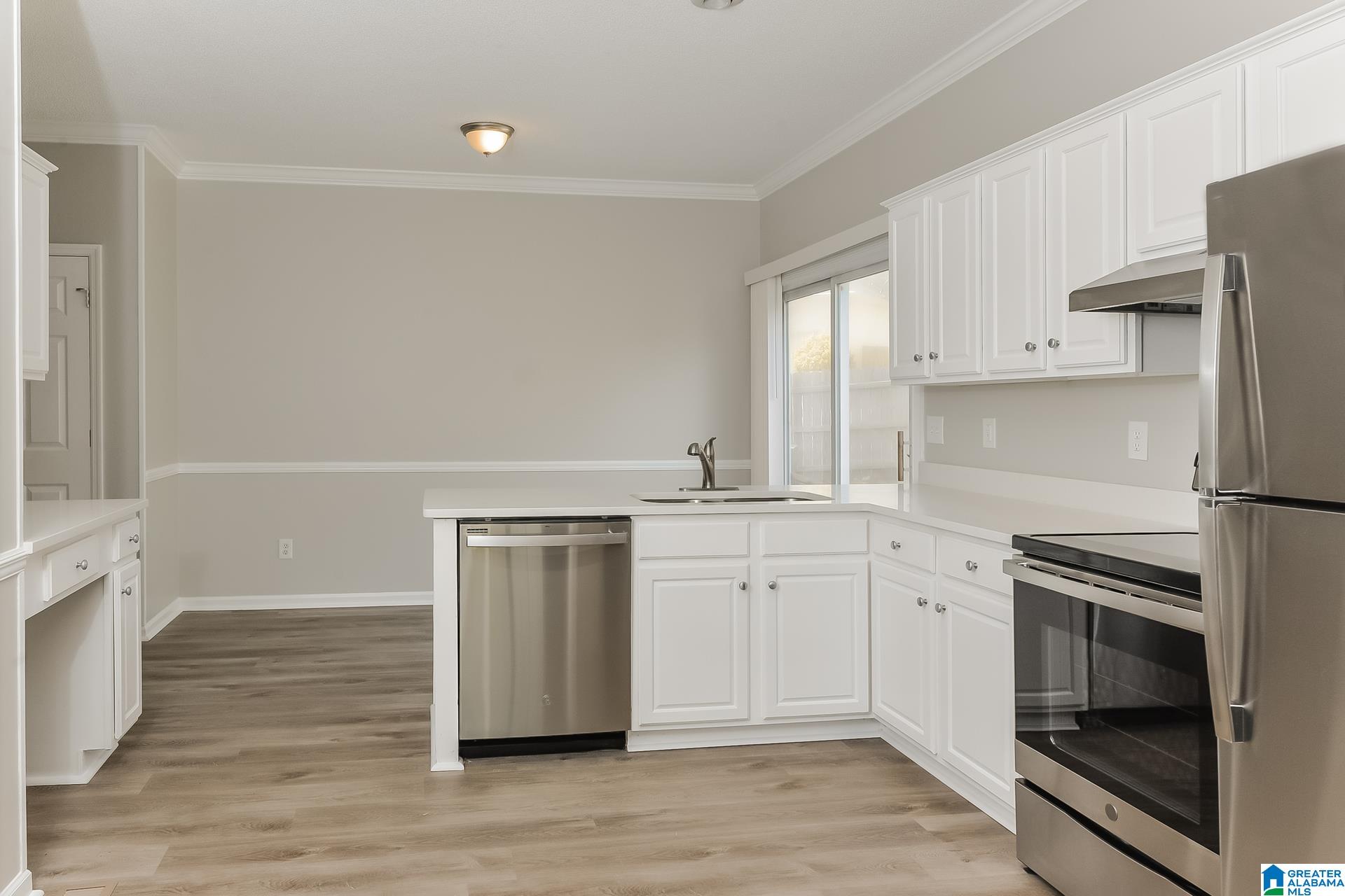 6005 RUSSET MEADOWS DRIVE