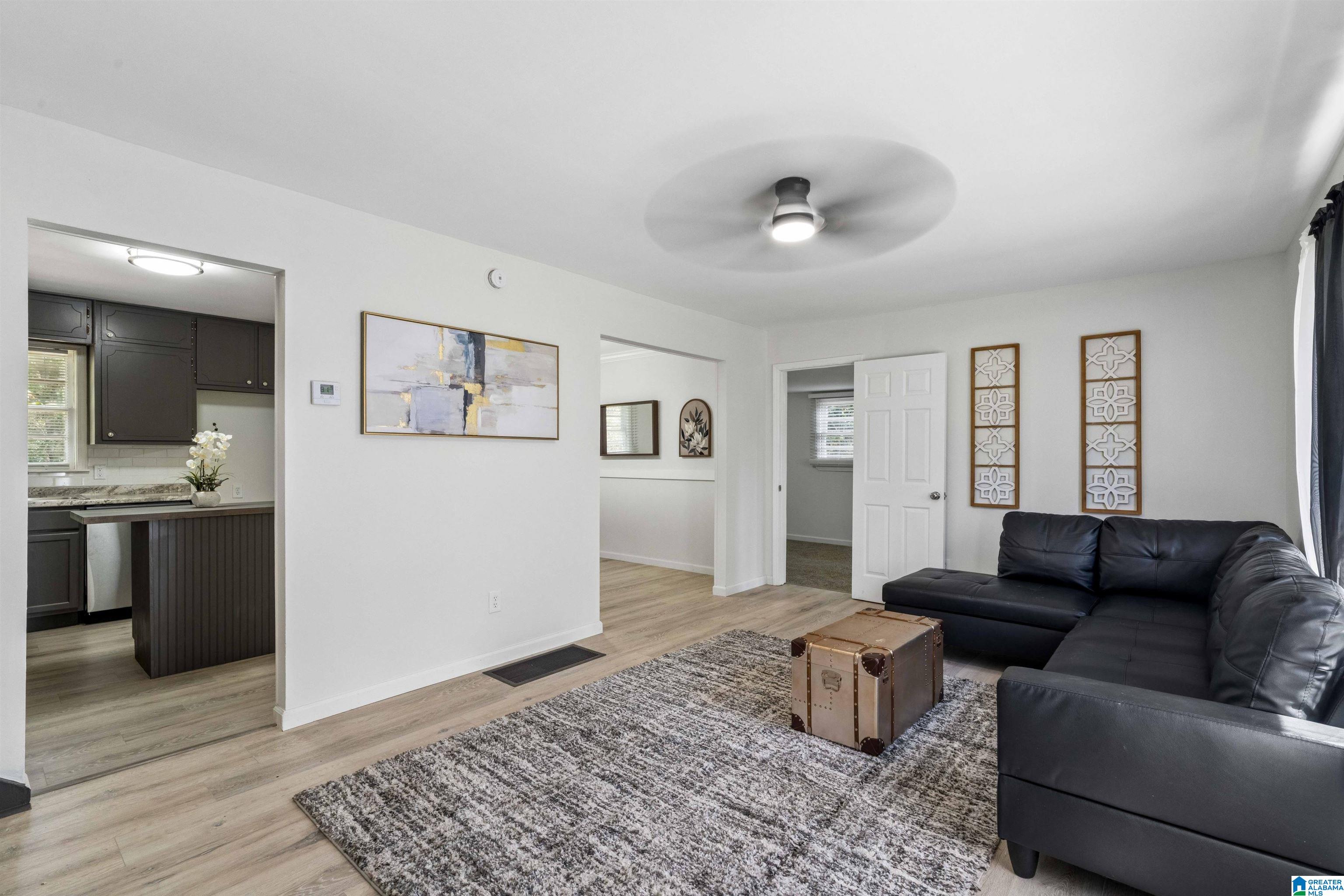 1525 4TH STREET NW