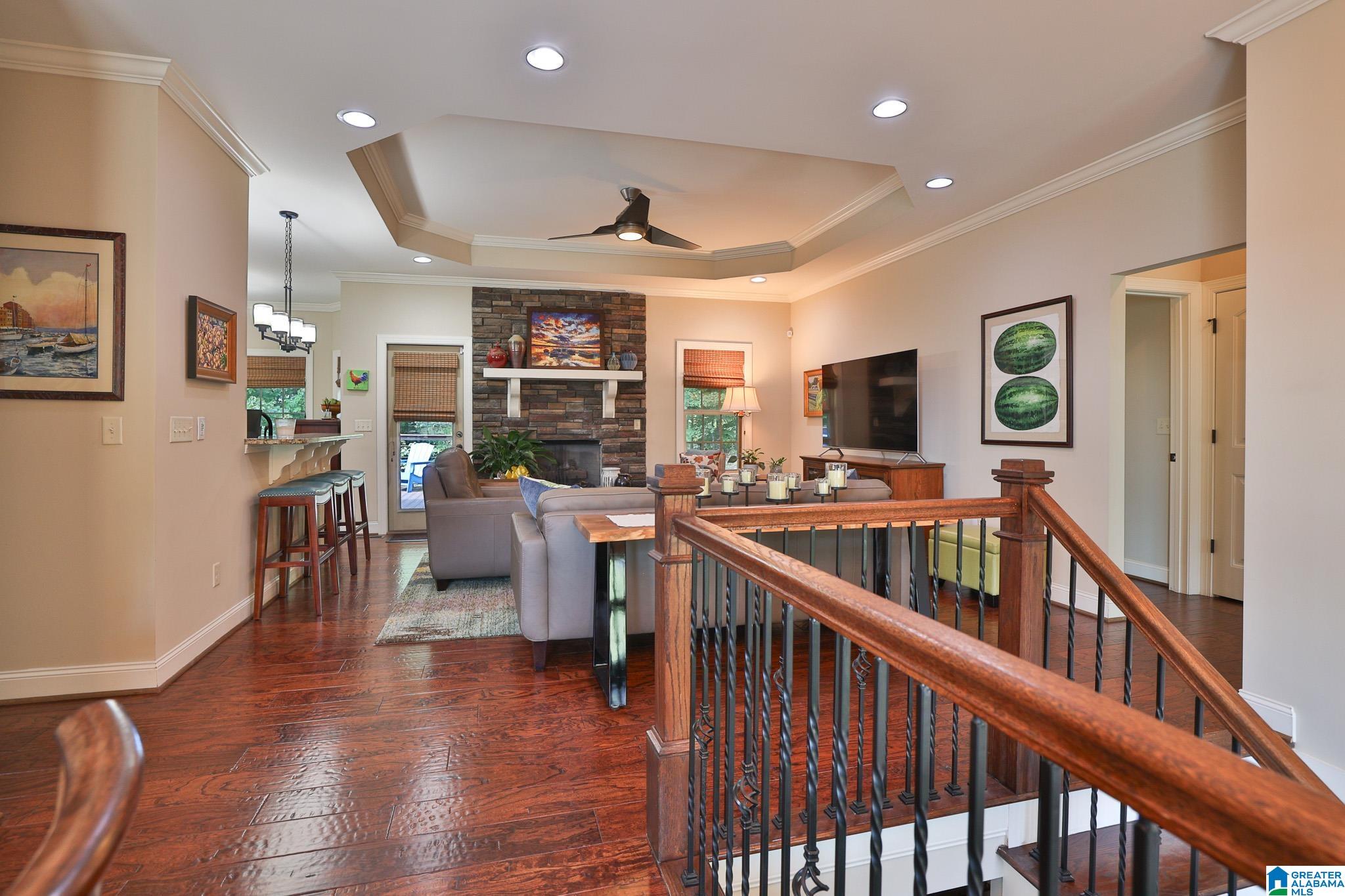 261 WILLOW DRIVE