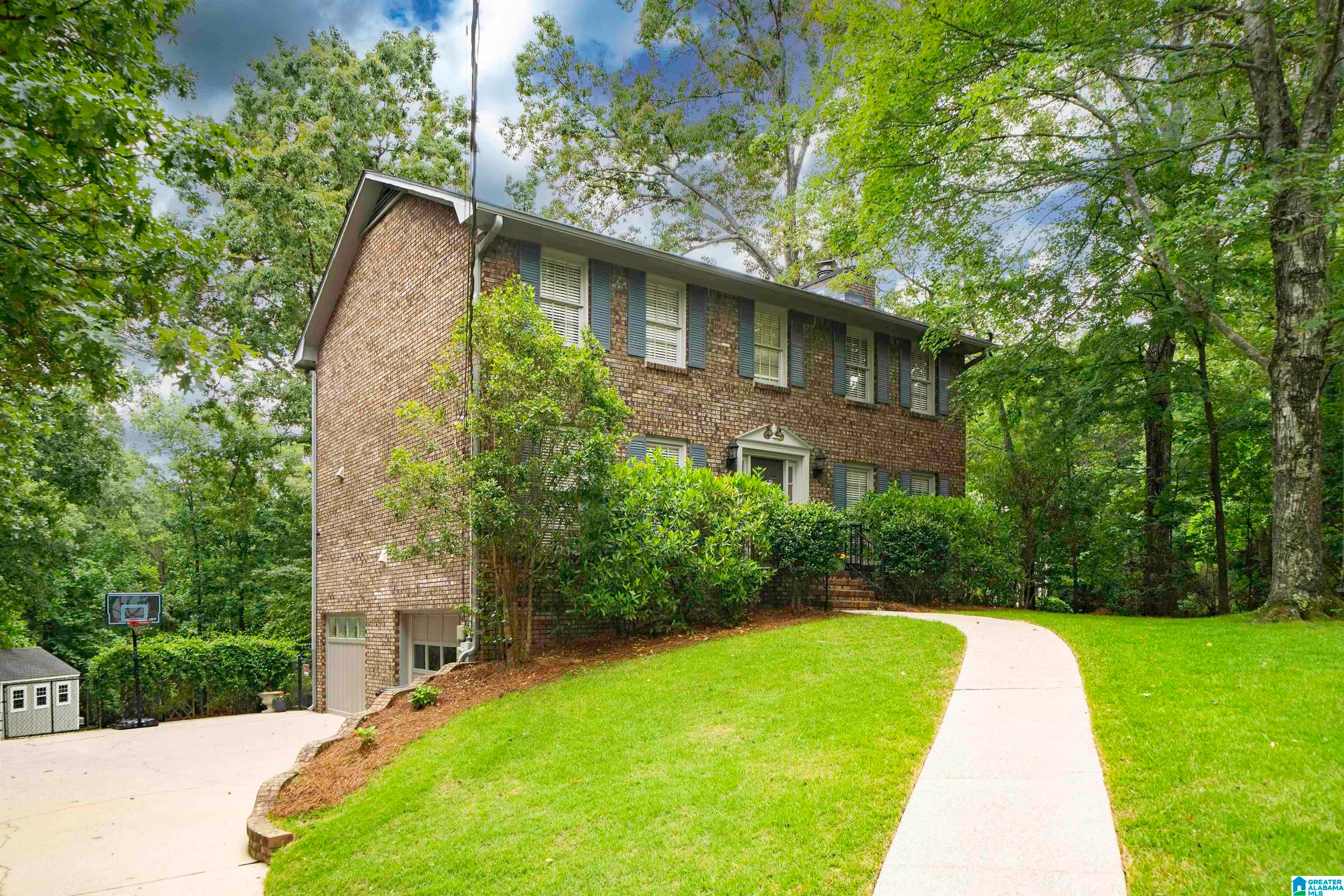3259 N BROKEN BOW DRIVE