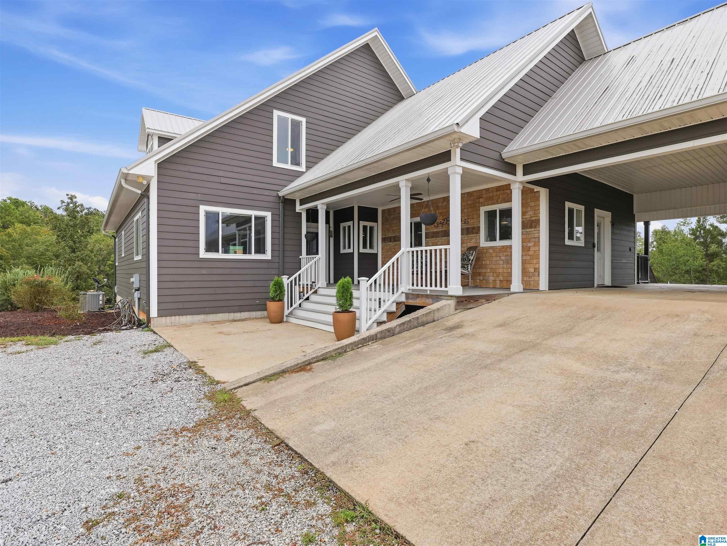 821 WILKIE ROAD
