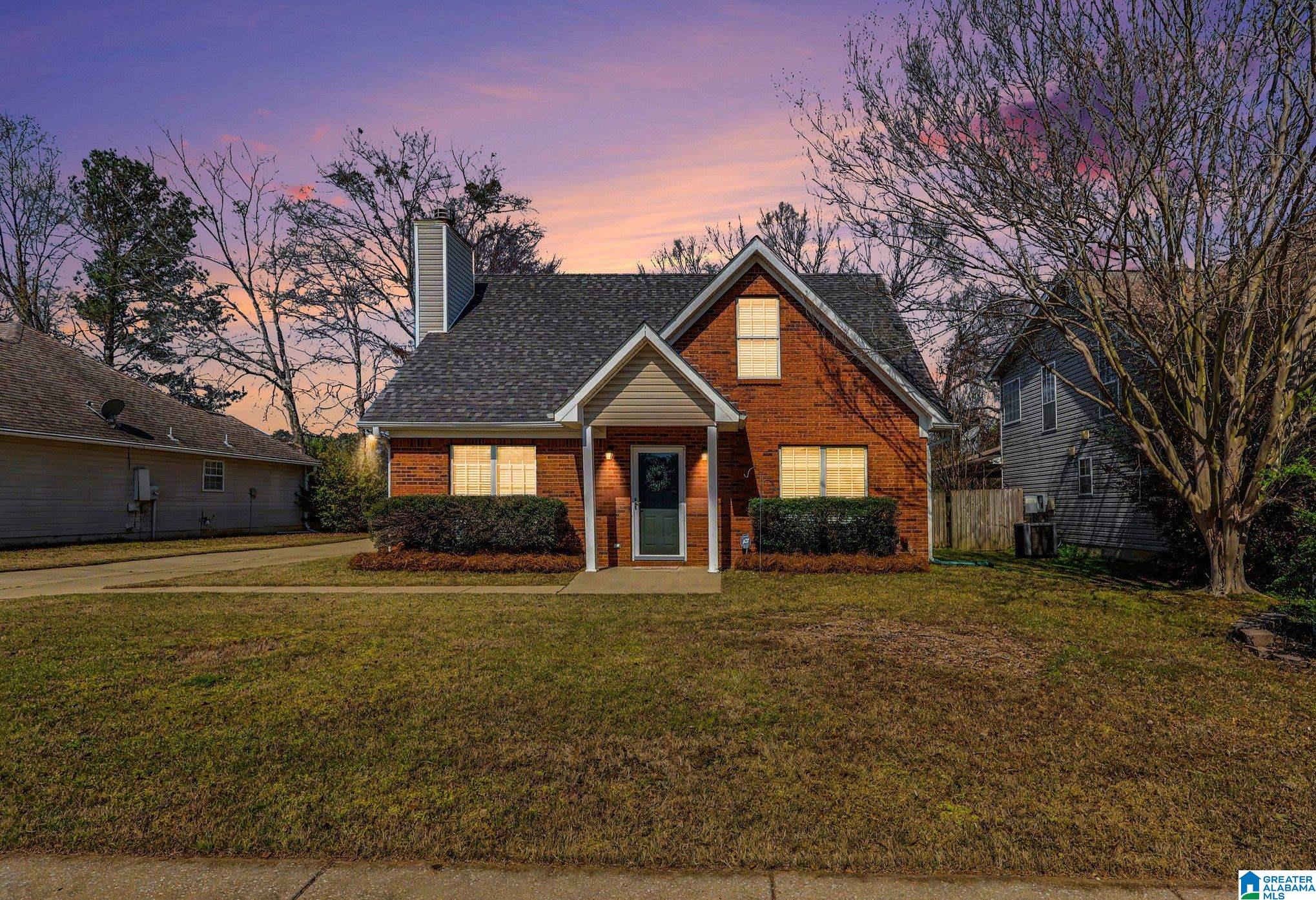 8008 ROCKHAMPTON CIRCLE