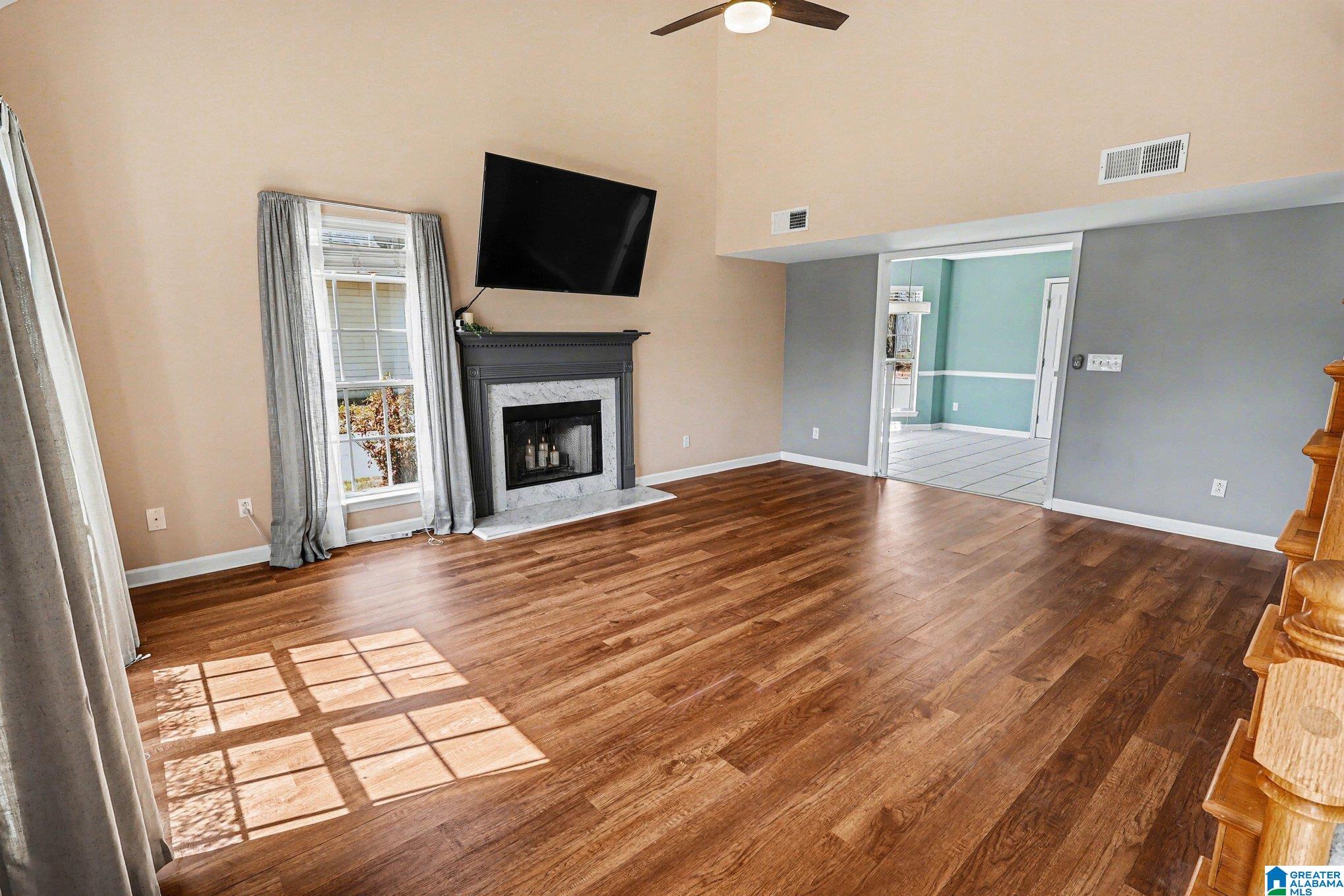 8008 ROCKHAMPTON CIRCLE