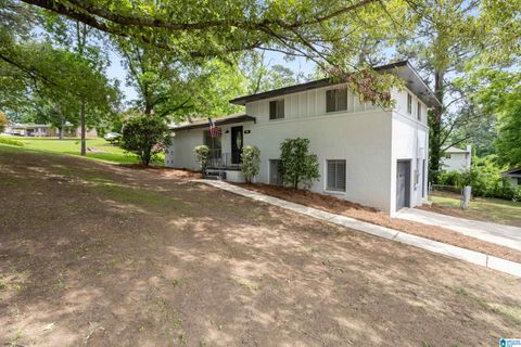 415 WESTVIEW ROAD GARDENDALE AL 35071