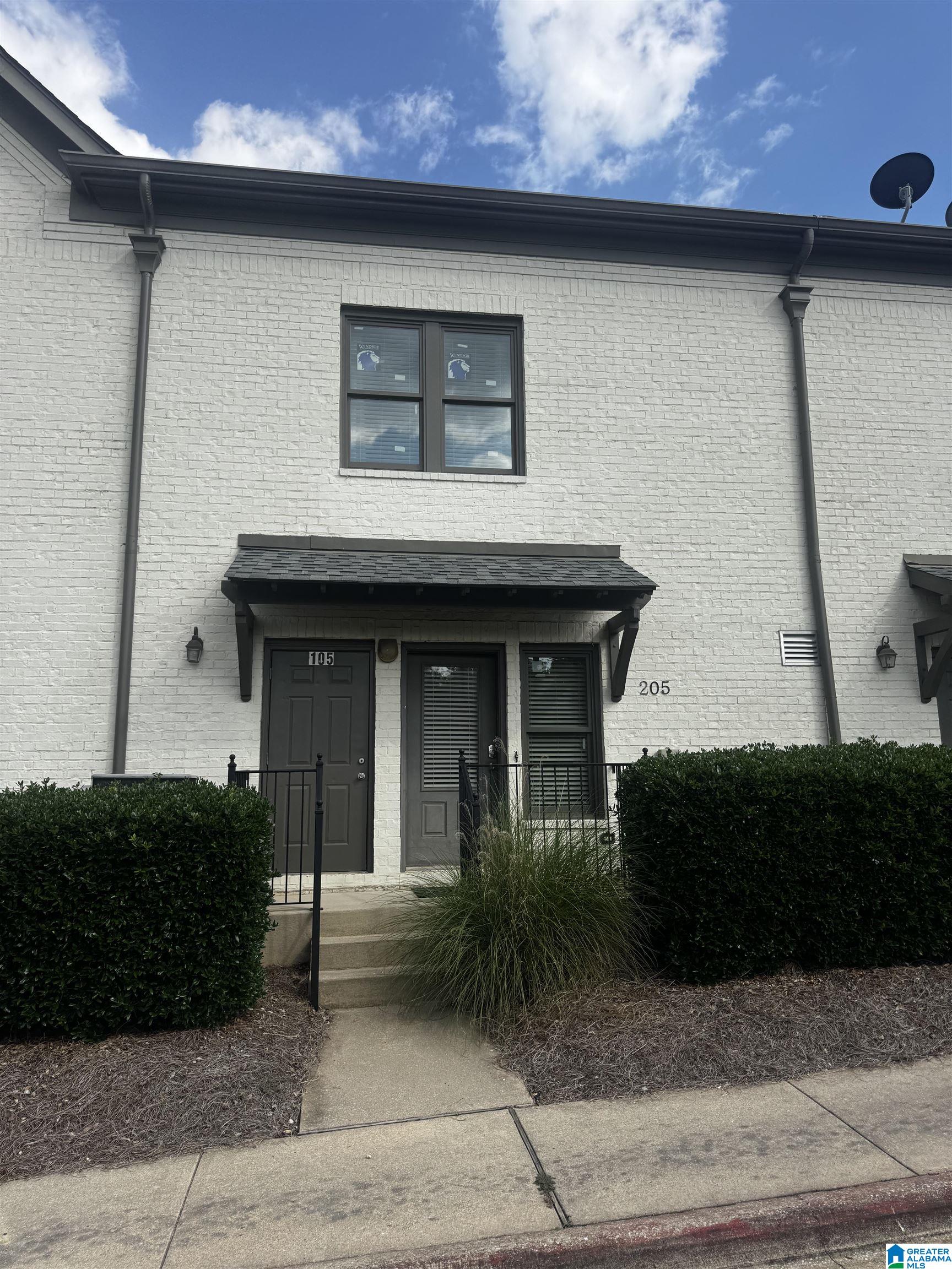 2201 GRAND AVENUE 205