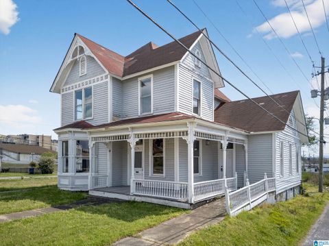 Photo of 214 E 19th Street, ANNISTON, AL 36207 (MLS # 21448261)