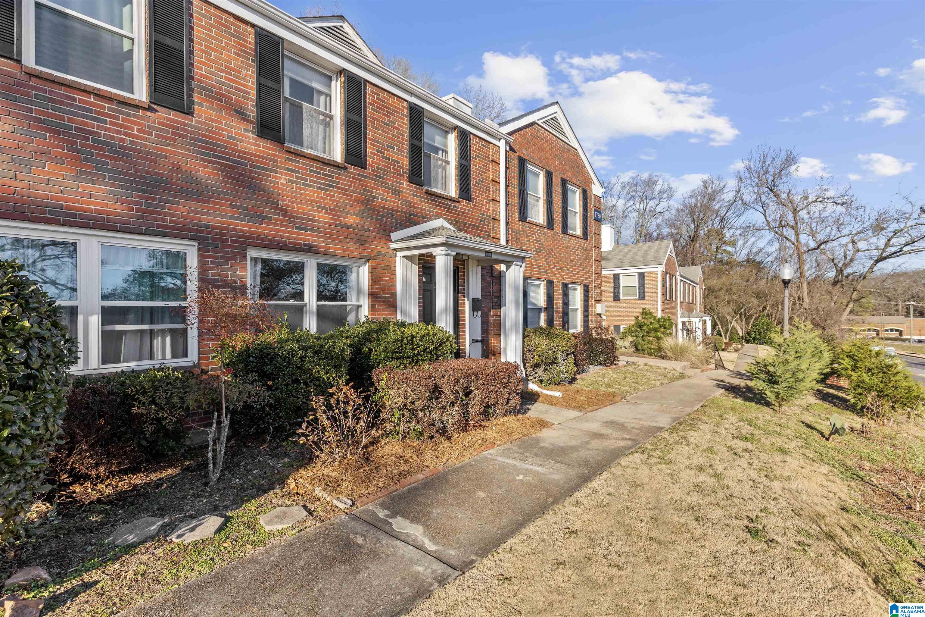 1780 VALLEY AVENUE E