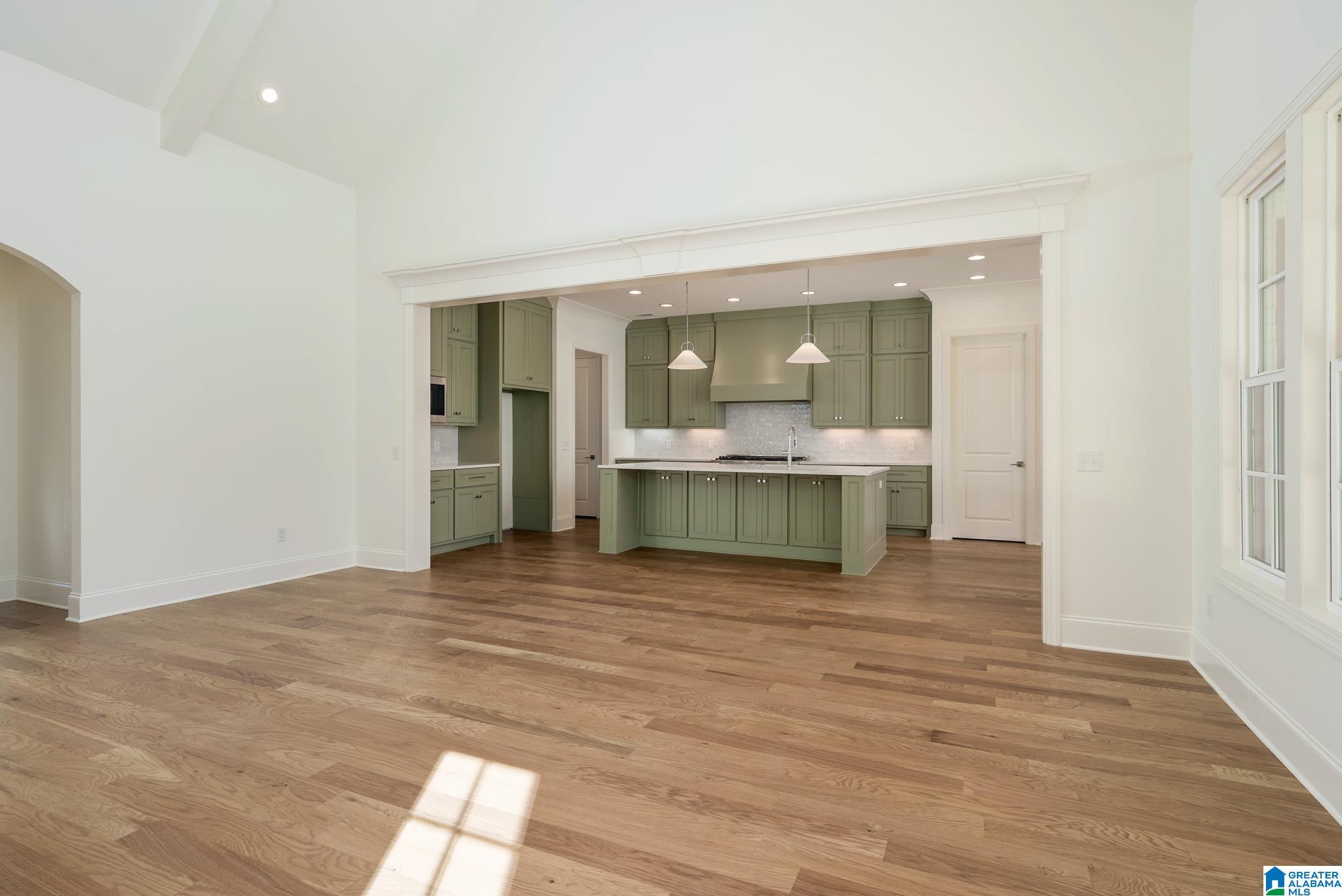 6253 ROSEMEADE STREET