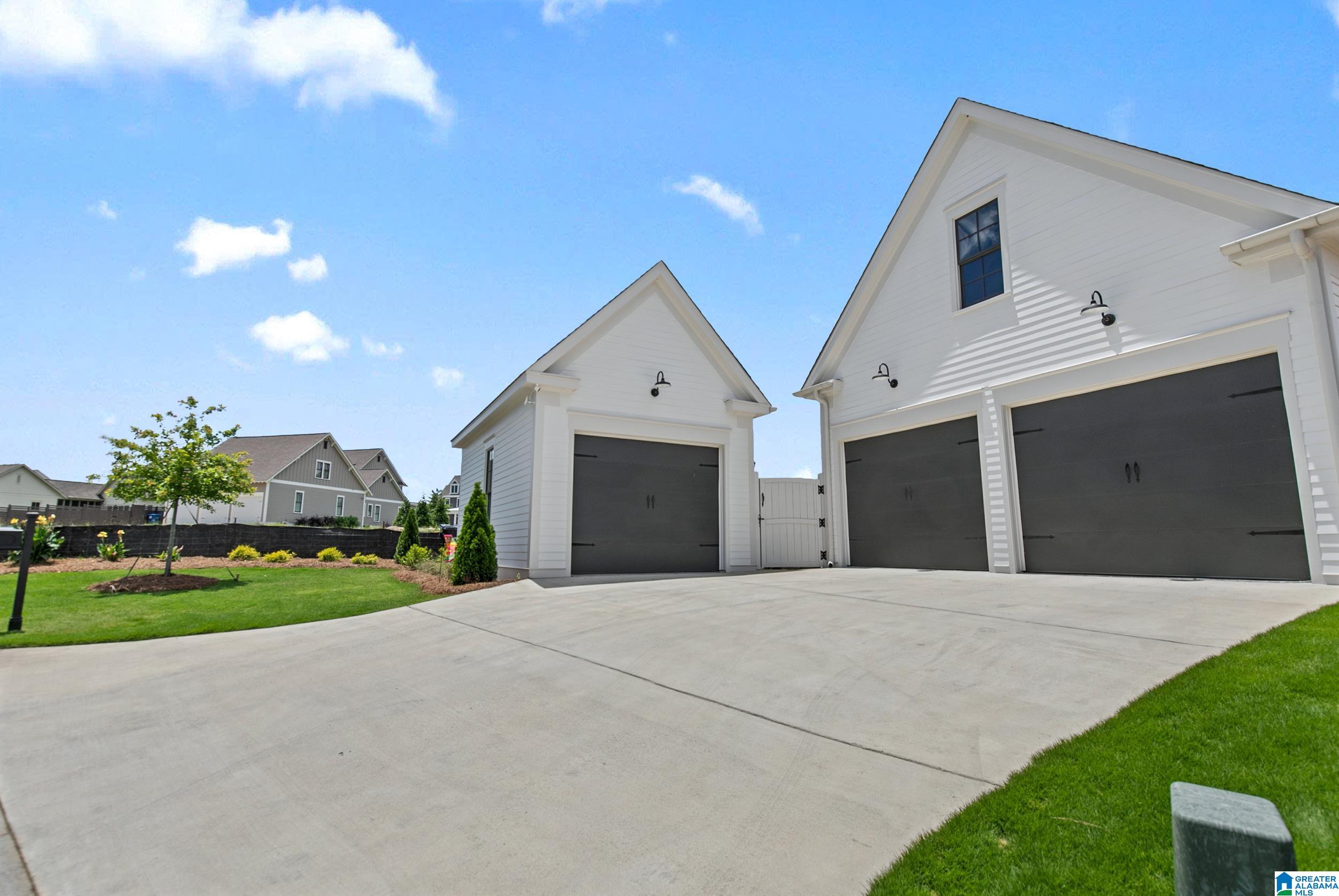 544 PRESERVE WAY