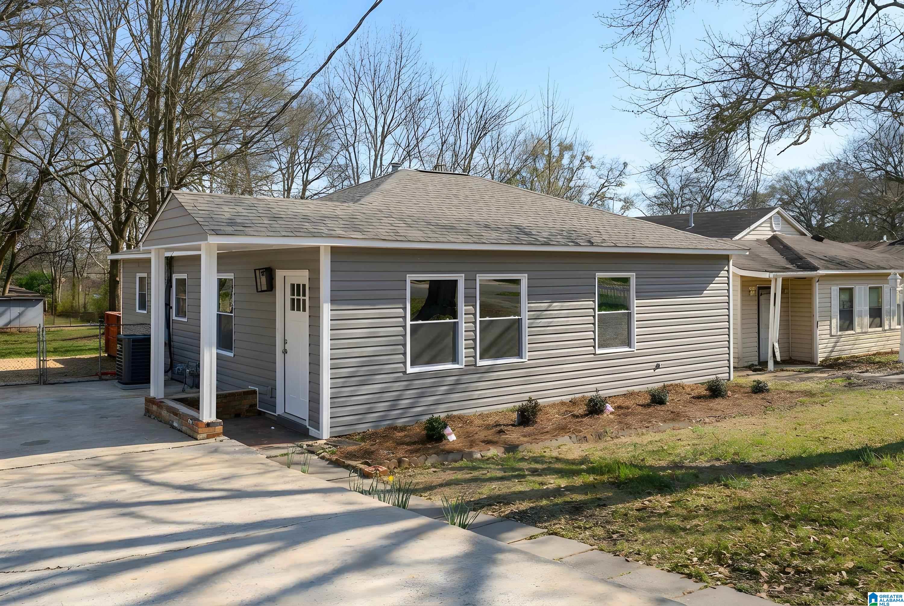 Photo 1 of 40 — 1551 27TH AVENUE N, HUEYTOWN, AL 35023