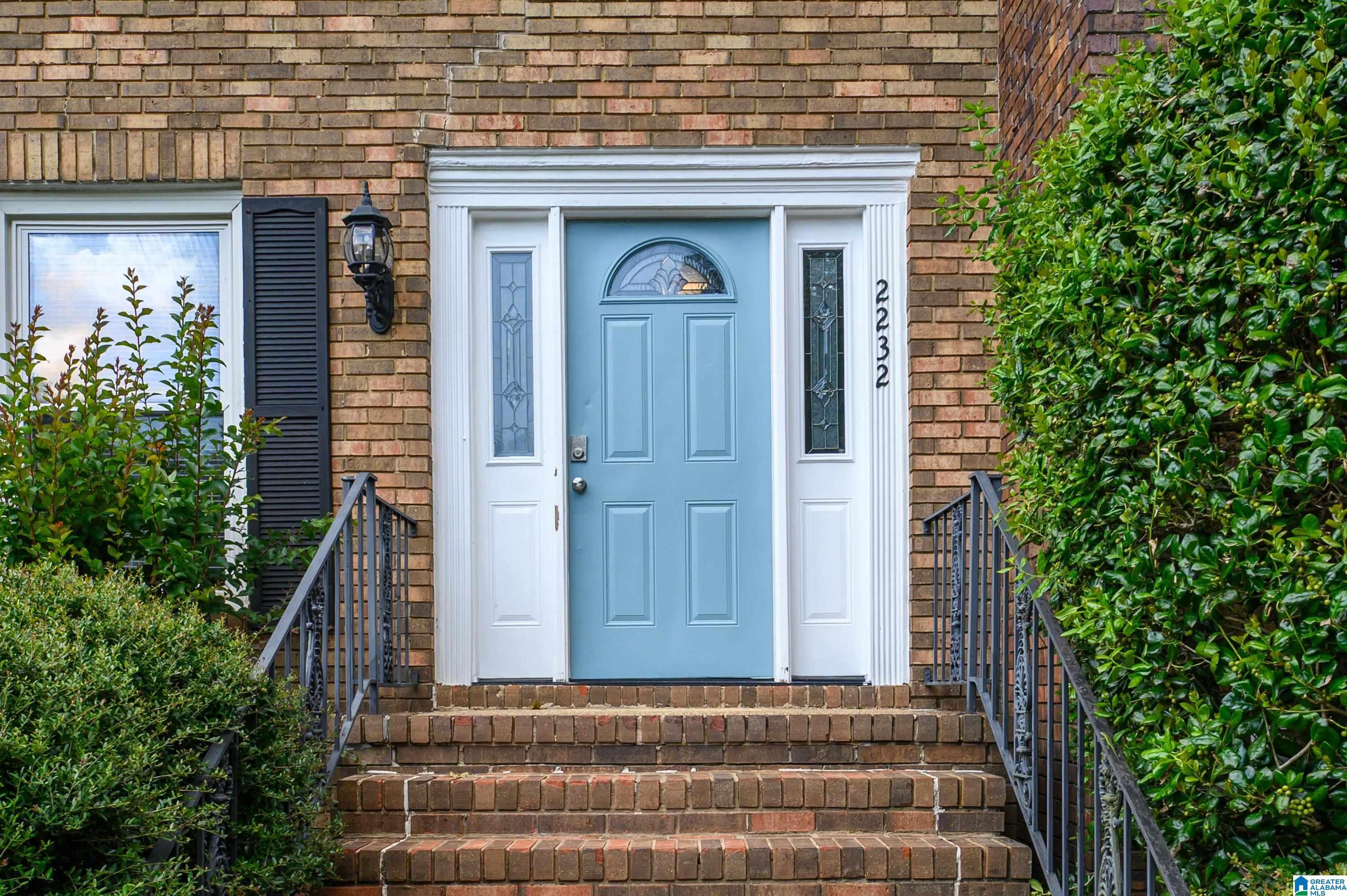 2232 MONTREAT DRIVE
