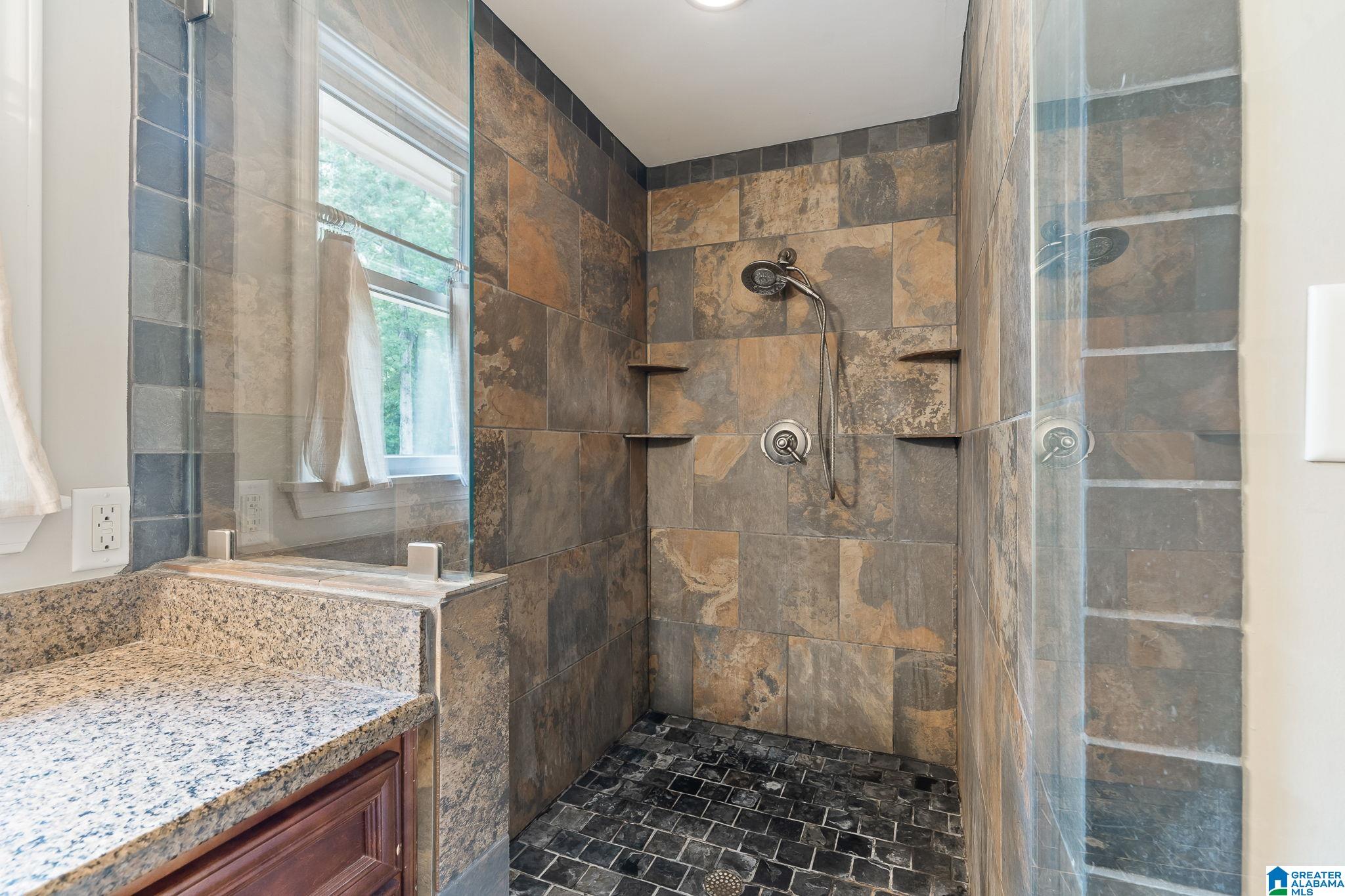 6151 VALLEY STATION DRIVE