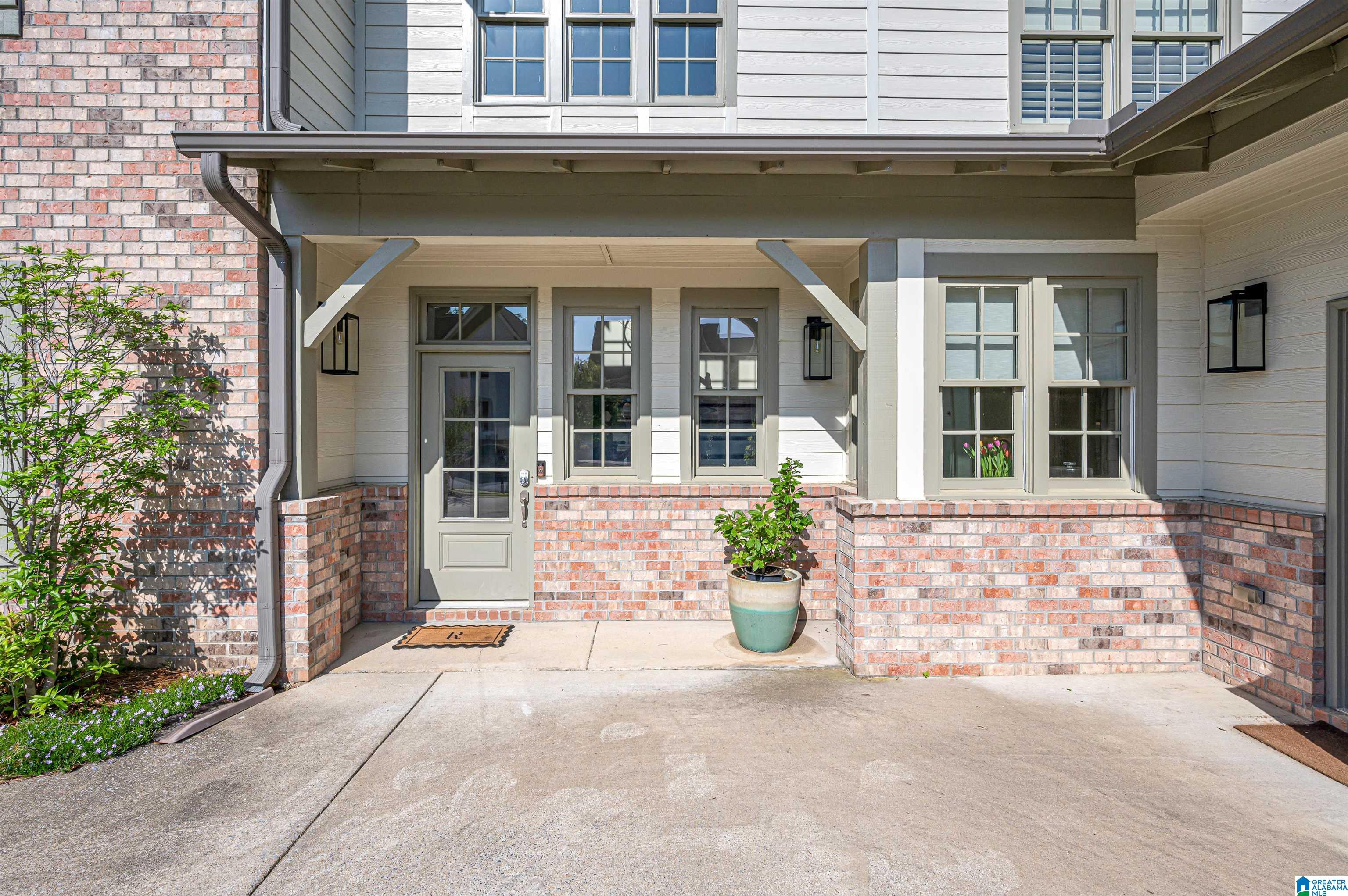 2737 ANNA STEELE LANE