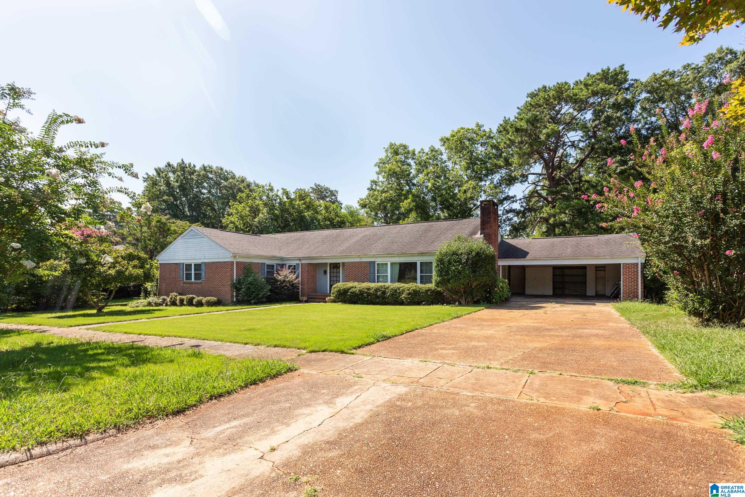 717 CEDAR STREET