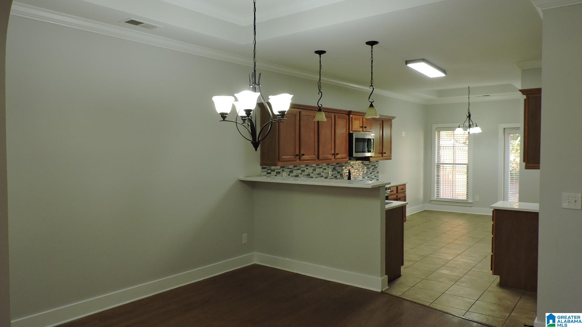 136 SINGAPORE CIRCLE