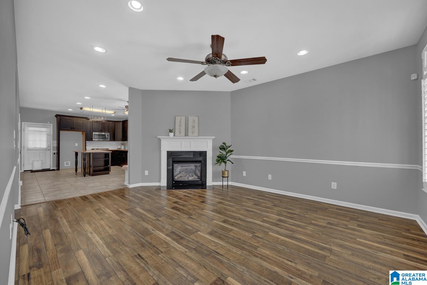 4016 KELLY CREEK LANE