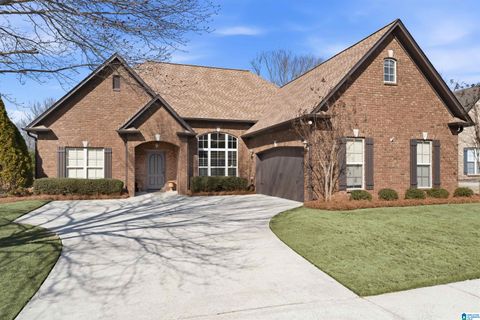 240 STRATHAVEN LANE PELHAM AL 35124