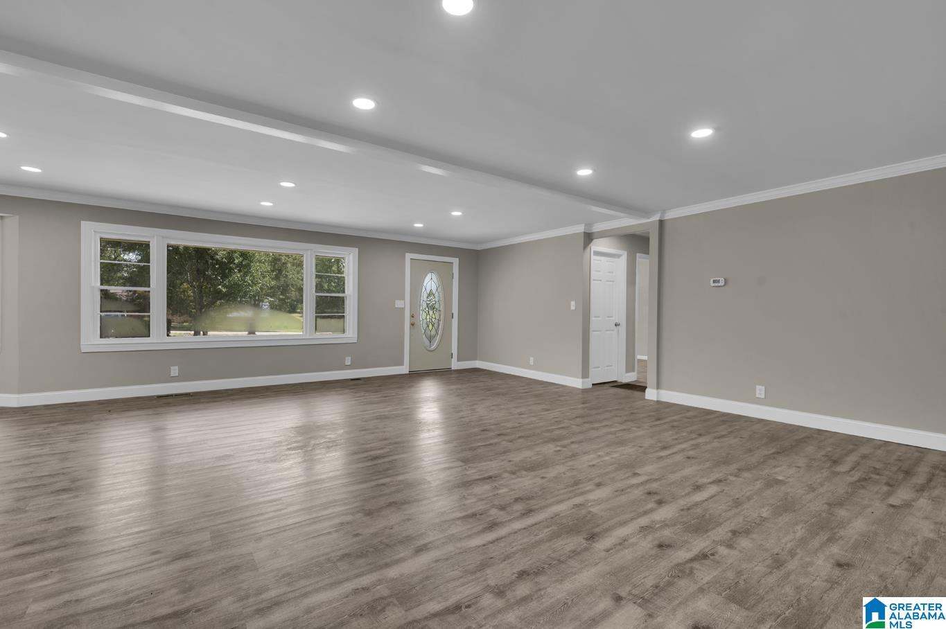 301 W RIDGEWOOD ROAD