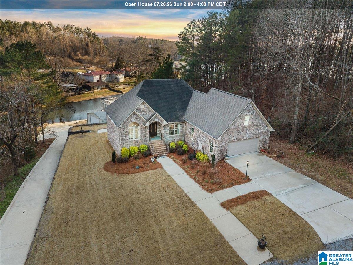 Photo 1 of 33 — 836 LAKESHORE LANE, ONEONTA, AL 35121