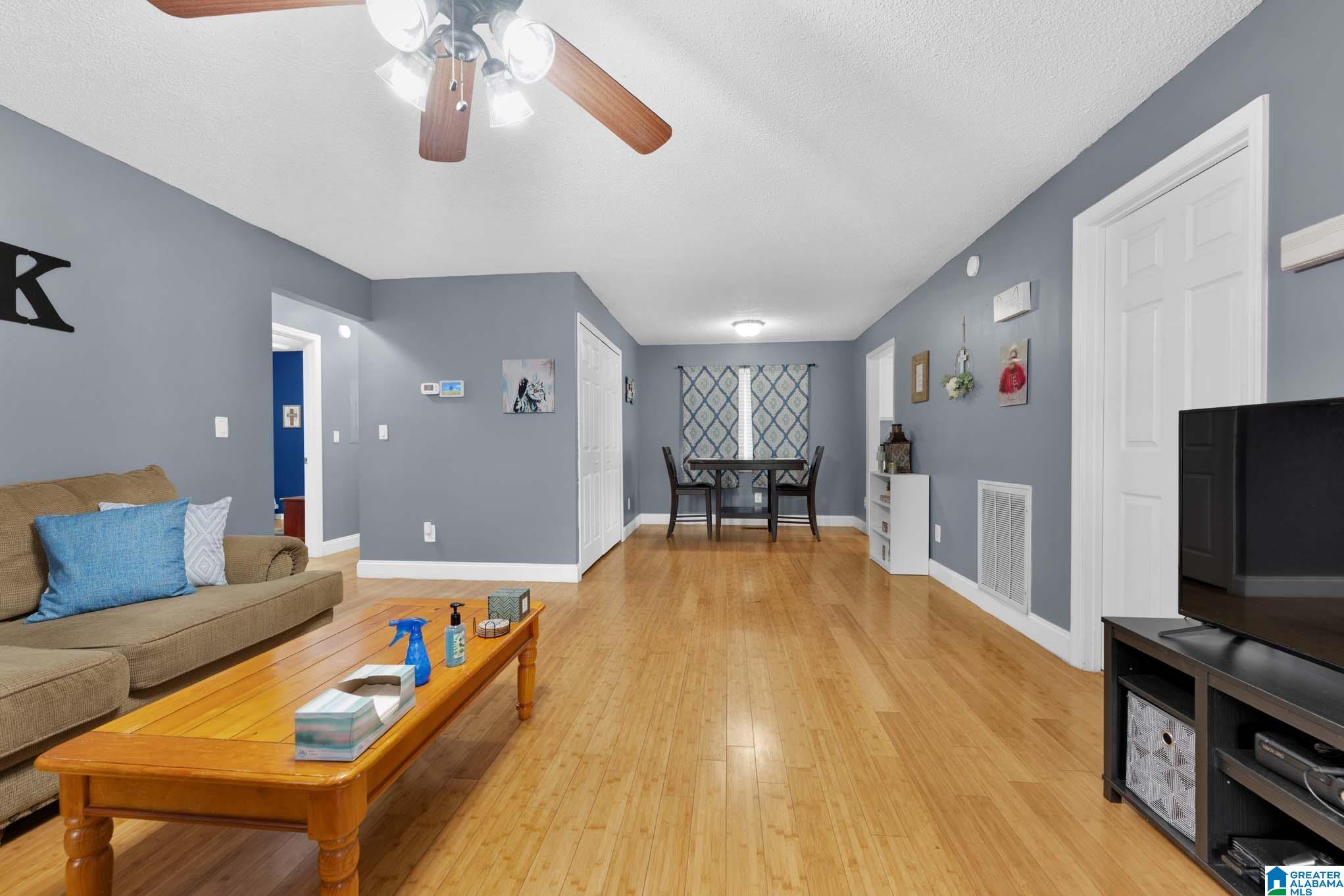 2815 PINE TREE STREET