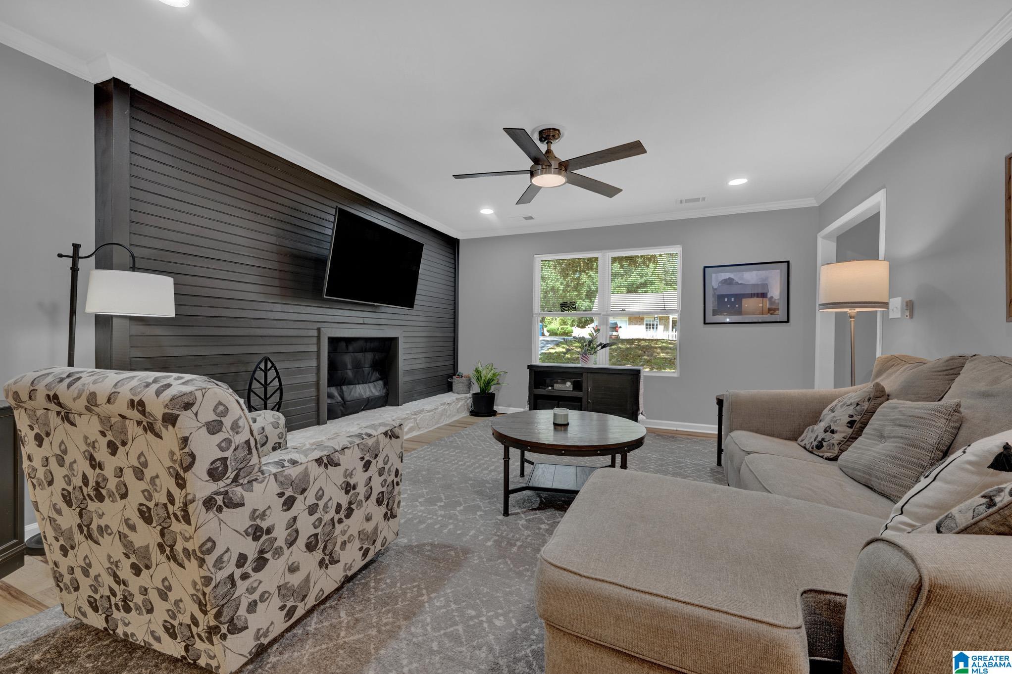 100 BERMUDA LAKE DRIVE
