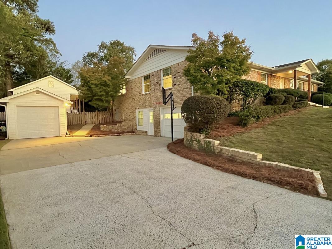 2709 ALTADENA LAKE ROAD