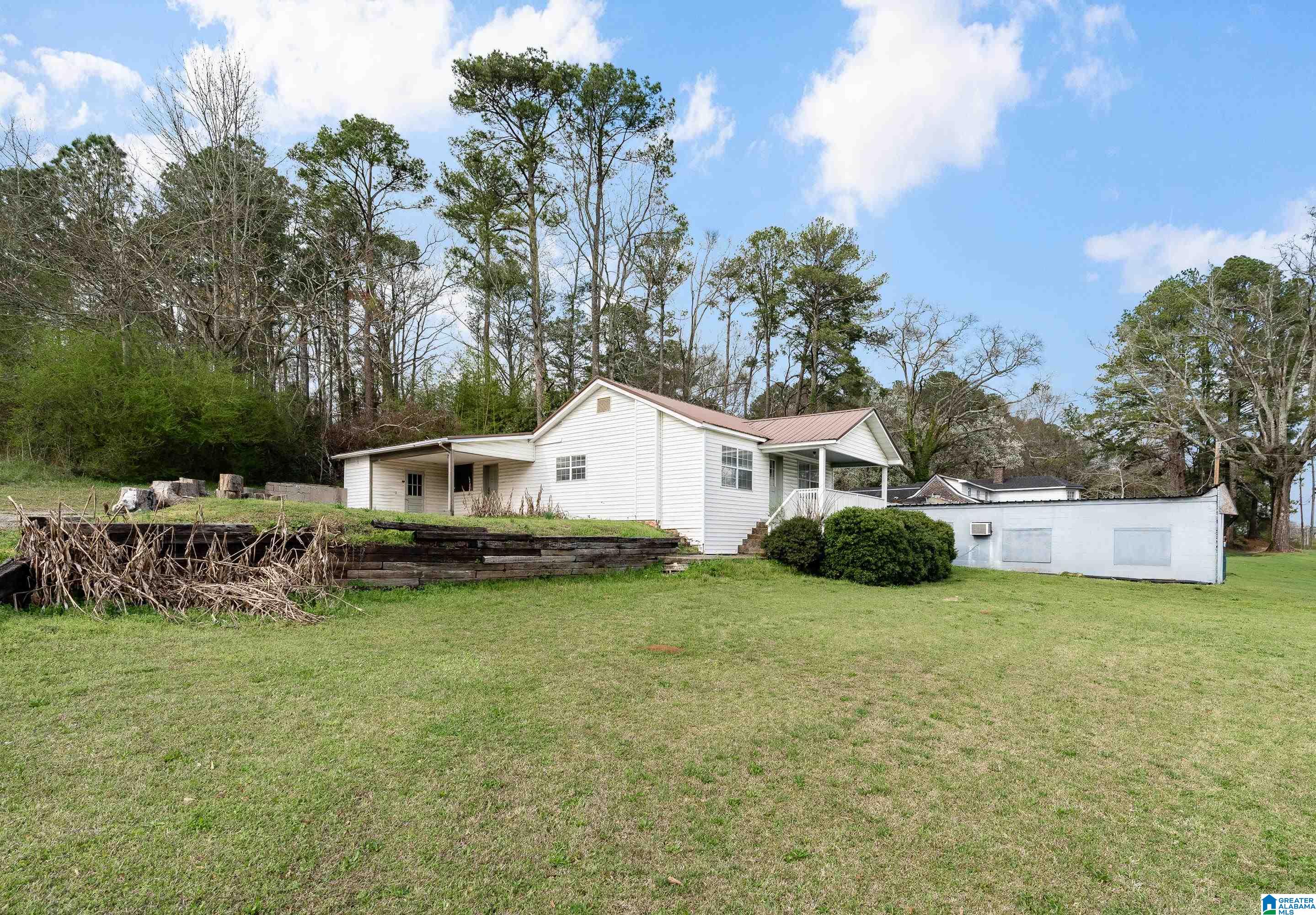 7050 GADSDEN HIGHWAY