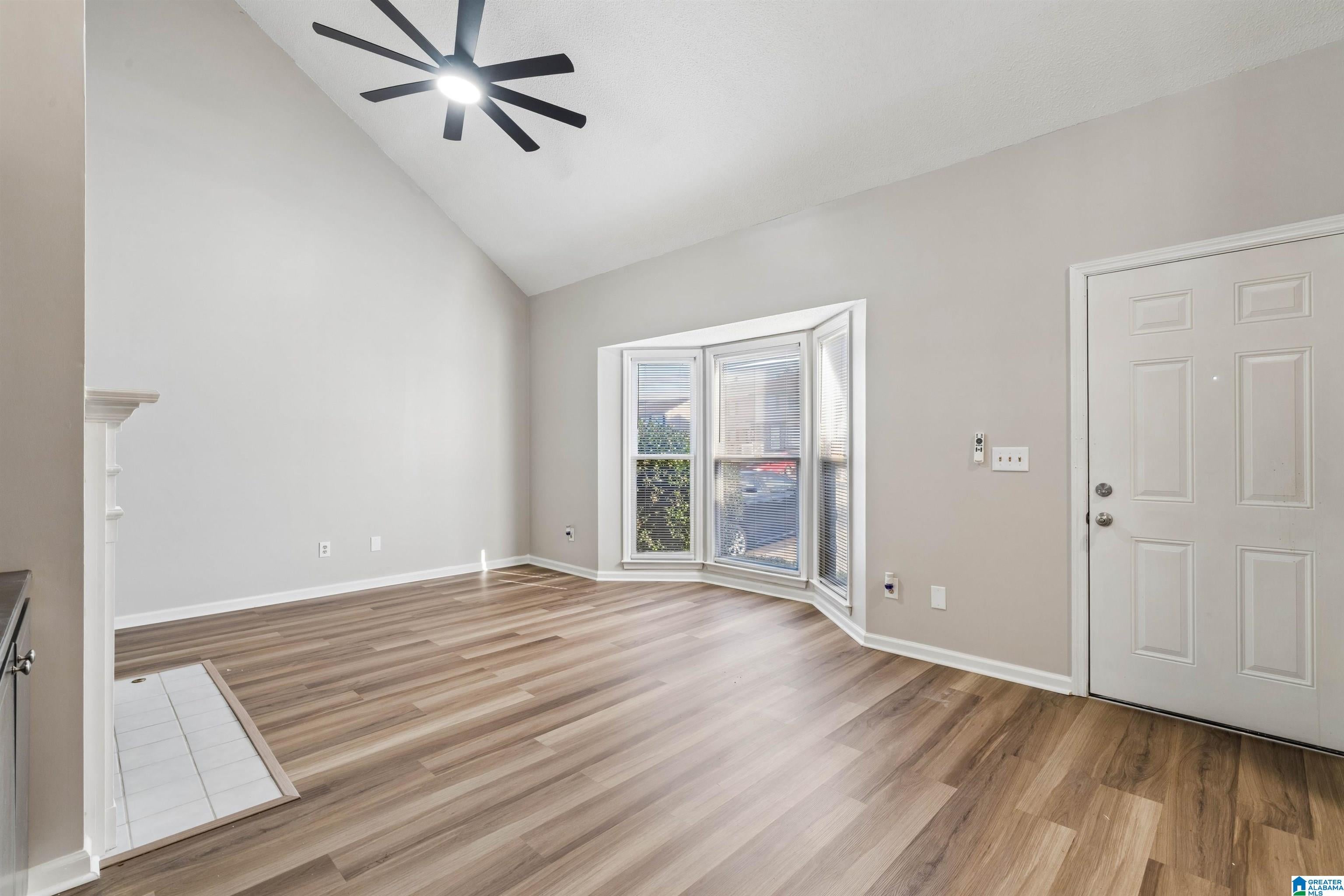 2583 HAMPSTEAD DRIVE