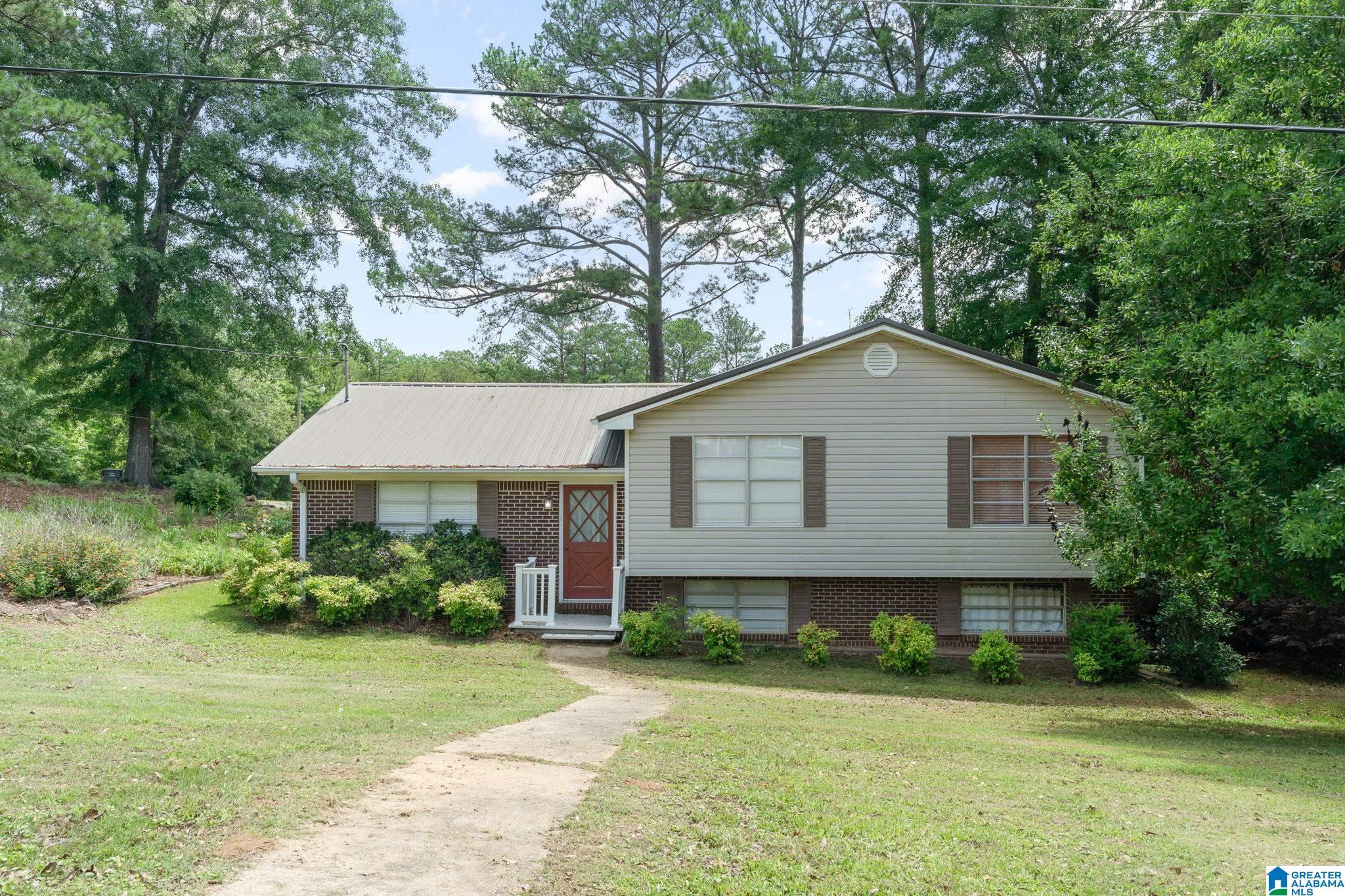 Photo 1 of 34 — 421 16TH STREET, CALERA, AL 35040