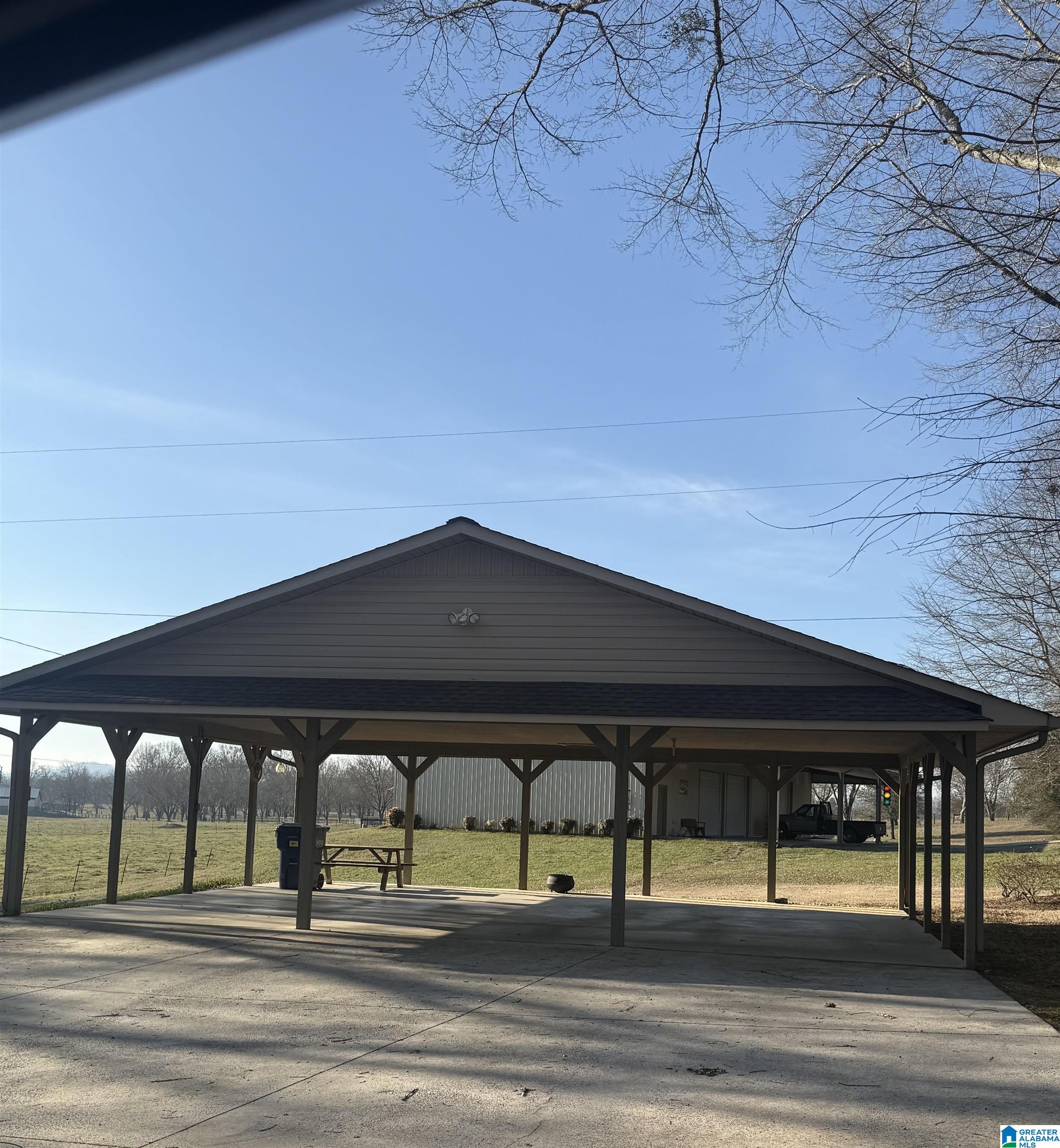 11324 COUNTY ROAD 33