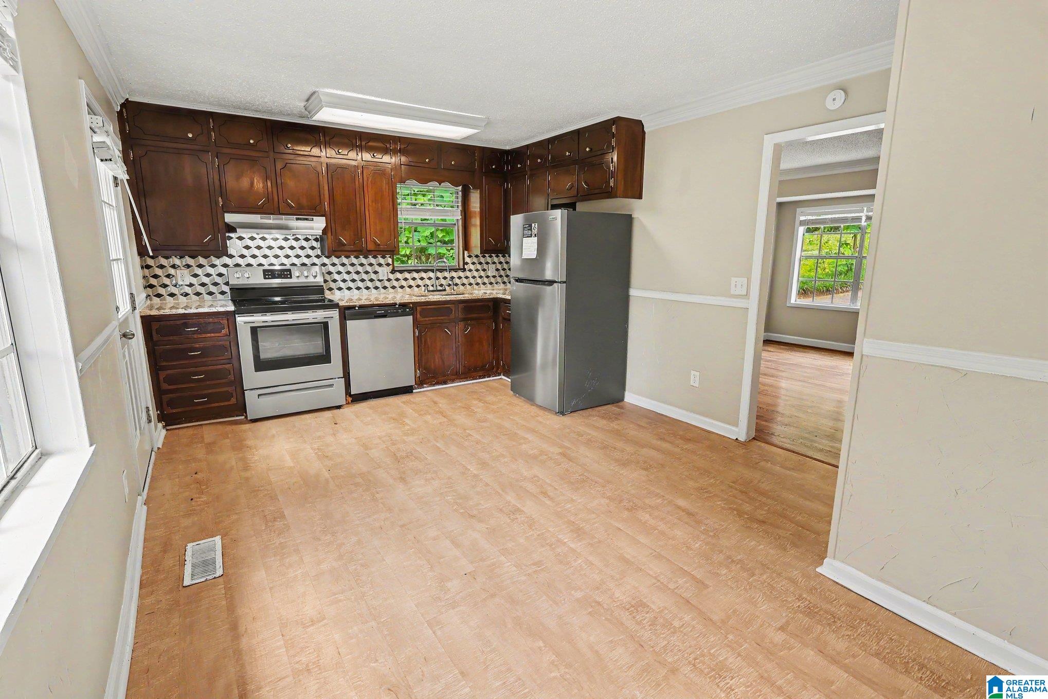5205 MIKE DRIVE