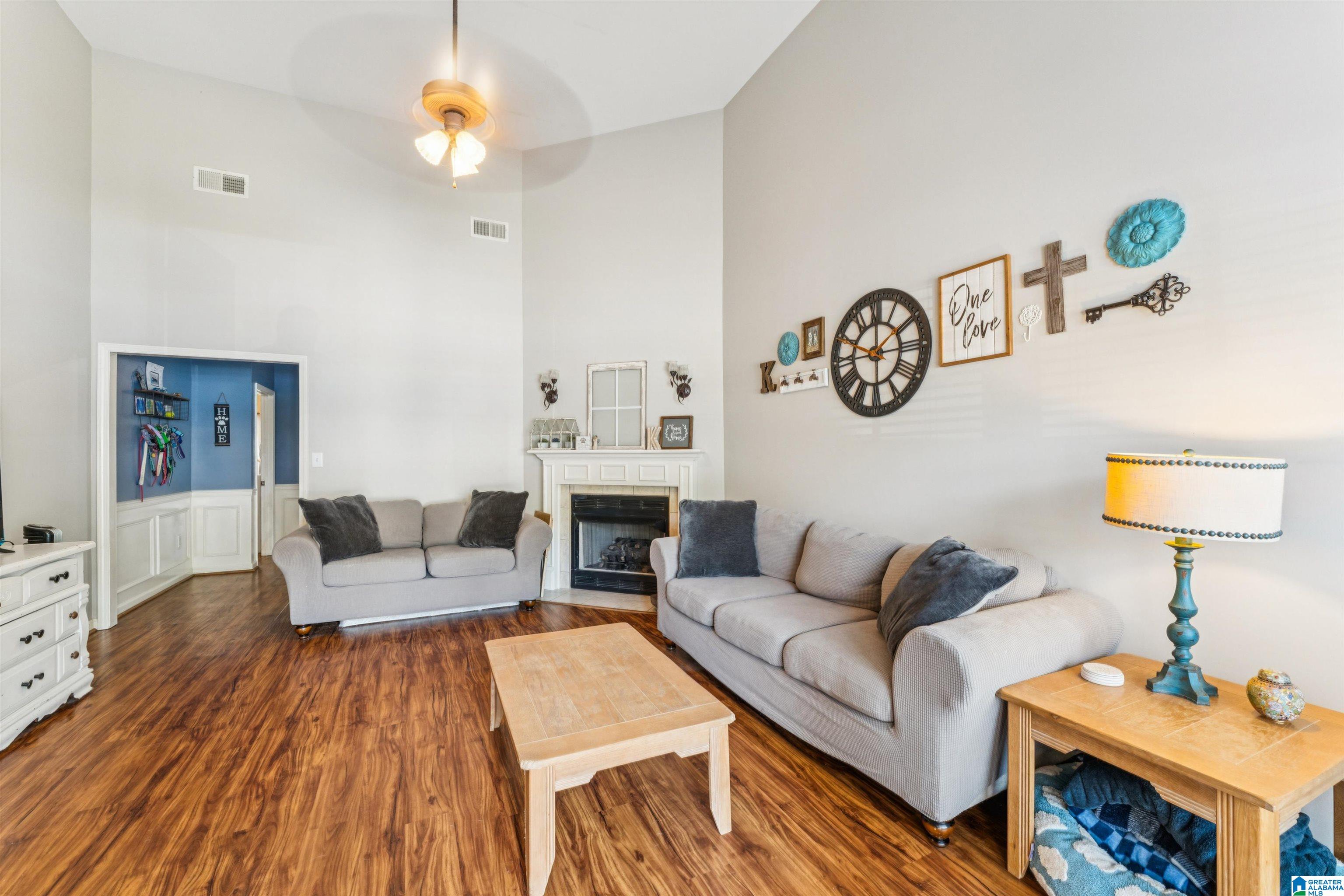 217 PARK VILLAGE CIRCLE