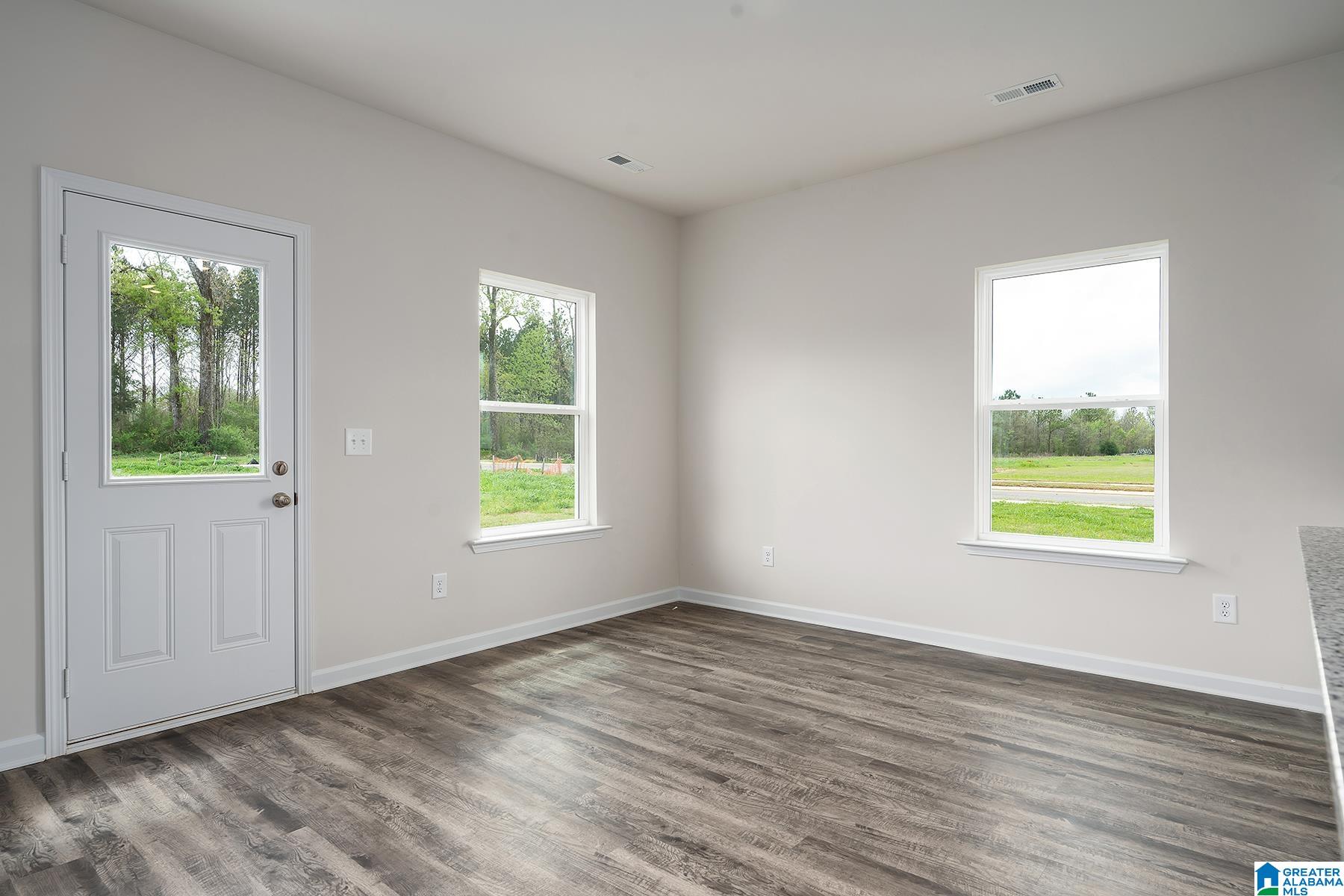 4033 PLYMOUTH LANE
