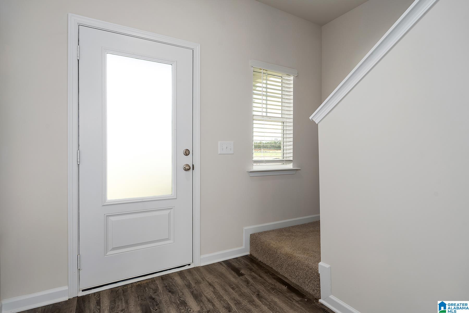 4033 PLYMOUTH LANE