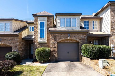 683 FLAG CIRCLE HOOVER AL 35226