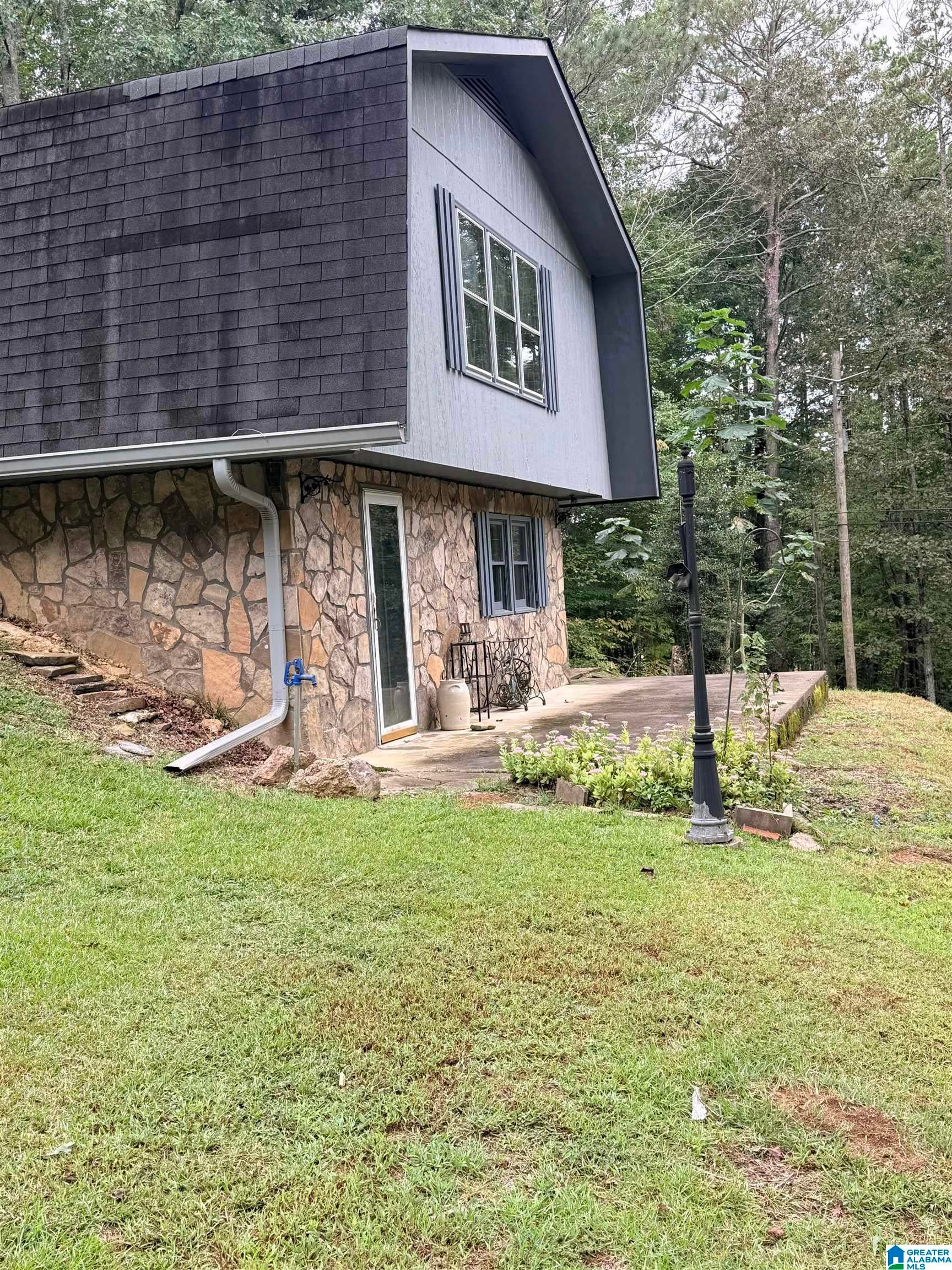 208 EARL ROBERTS ROAD