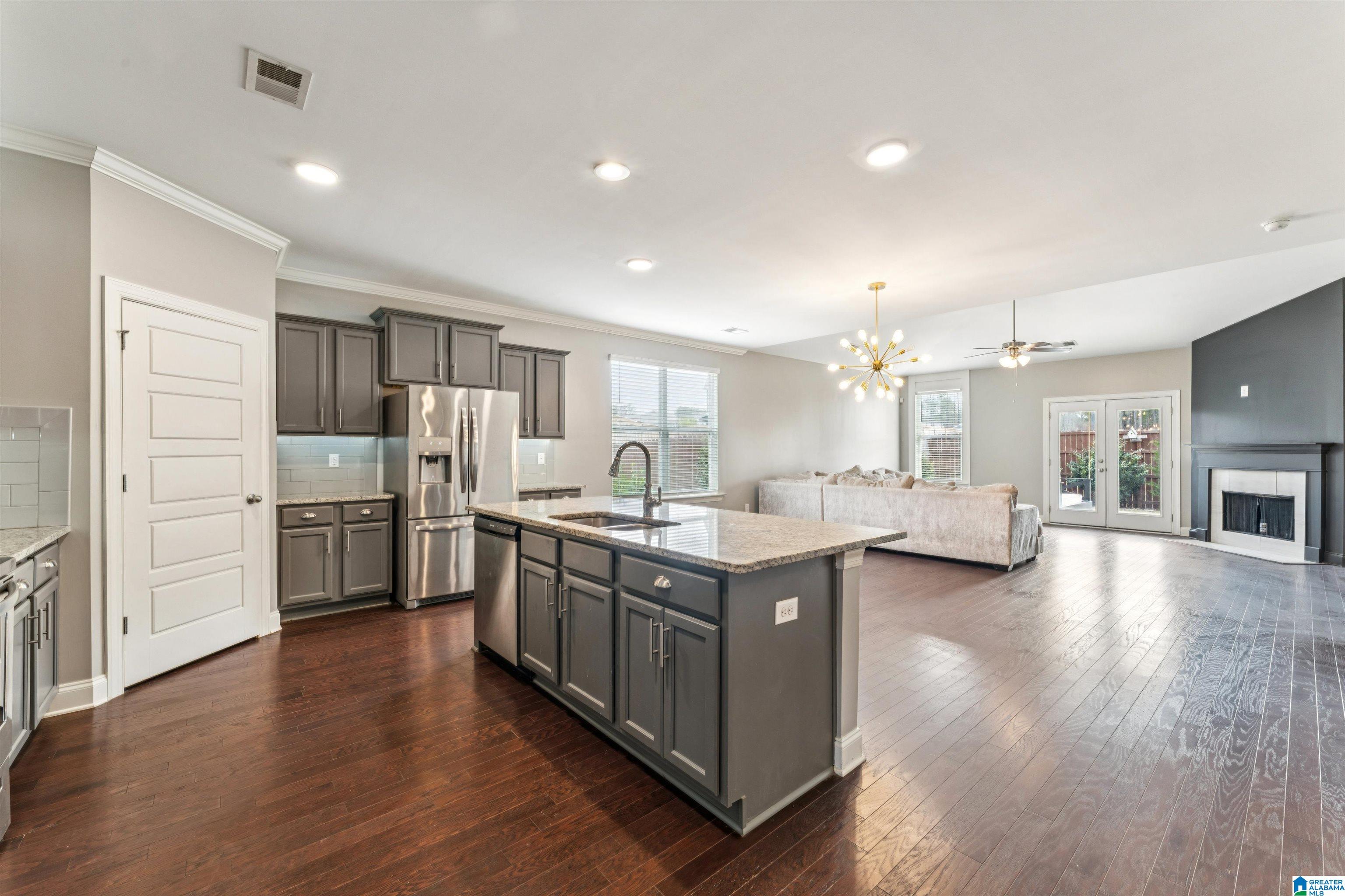 450 DOSS FERRY PARKWAY