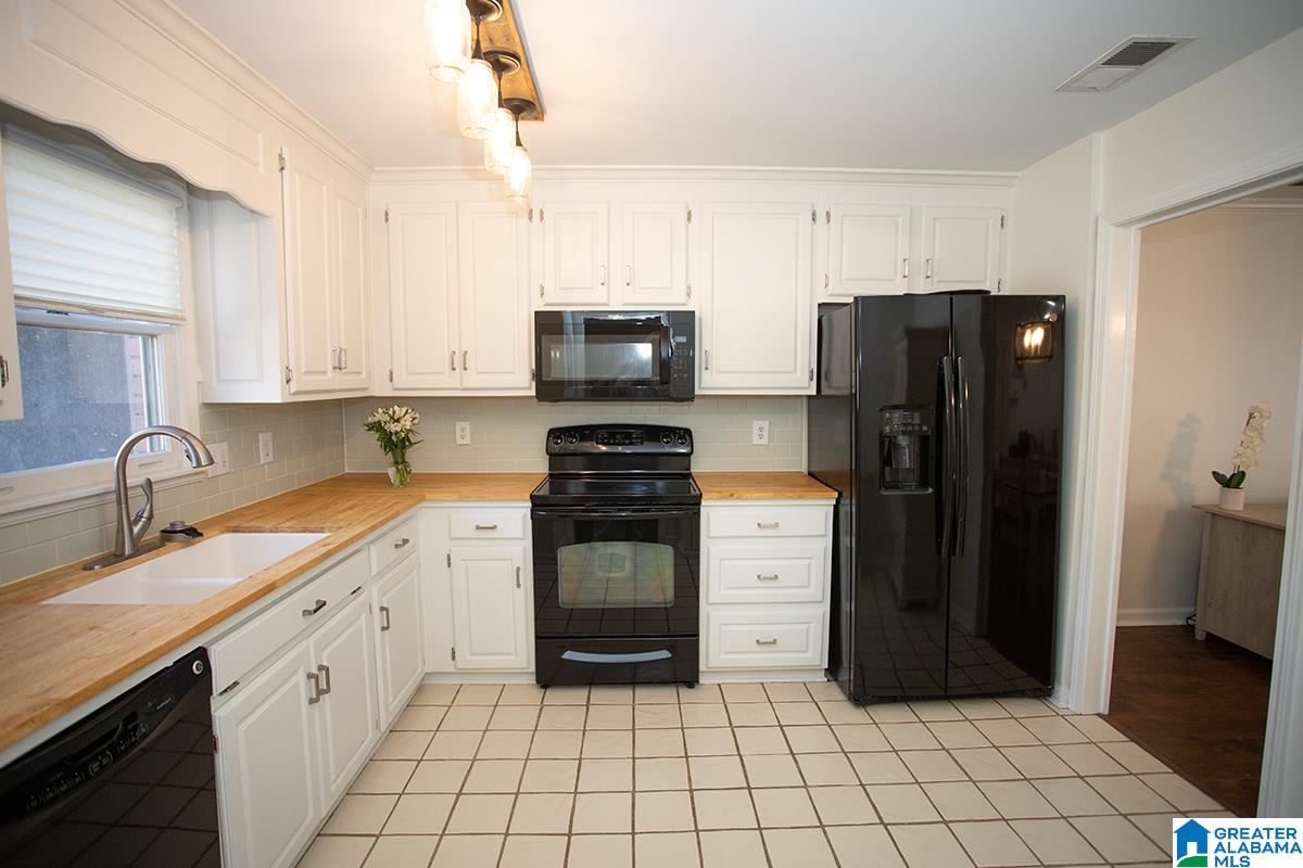 3432 WISTERWOOD LANE