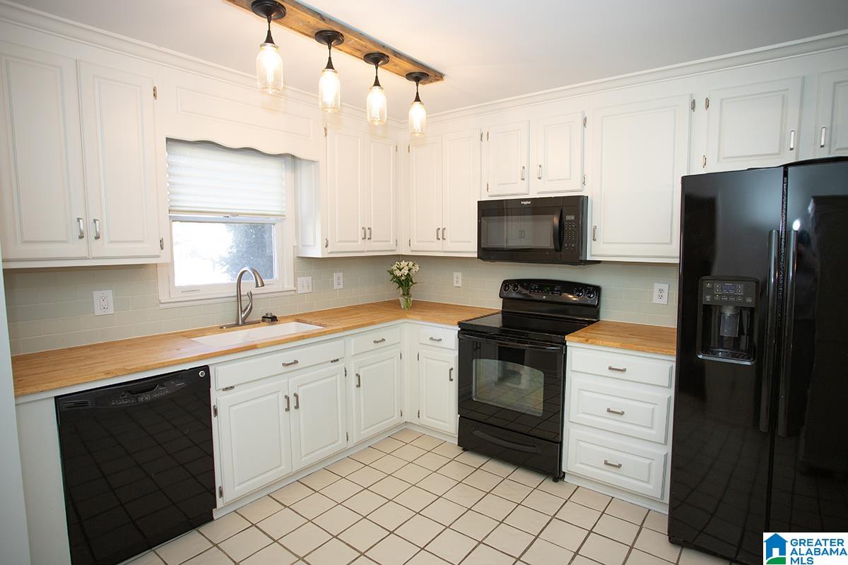 3432 WISTERWOOD LANE