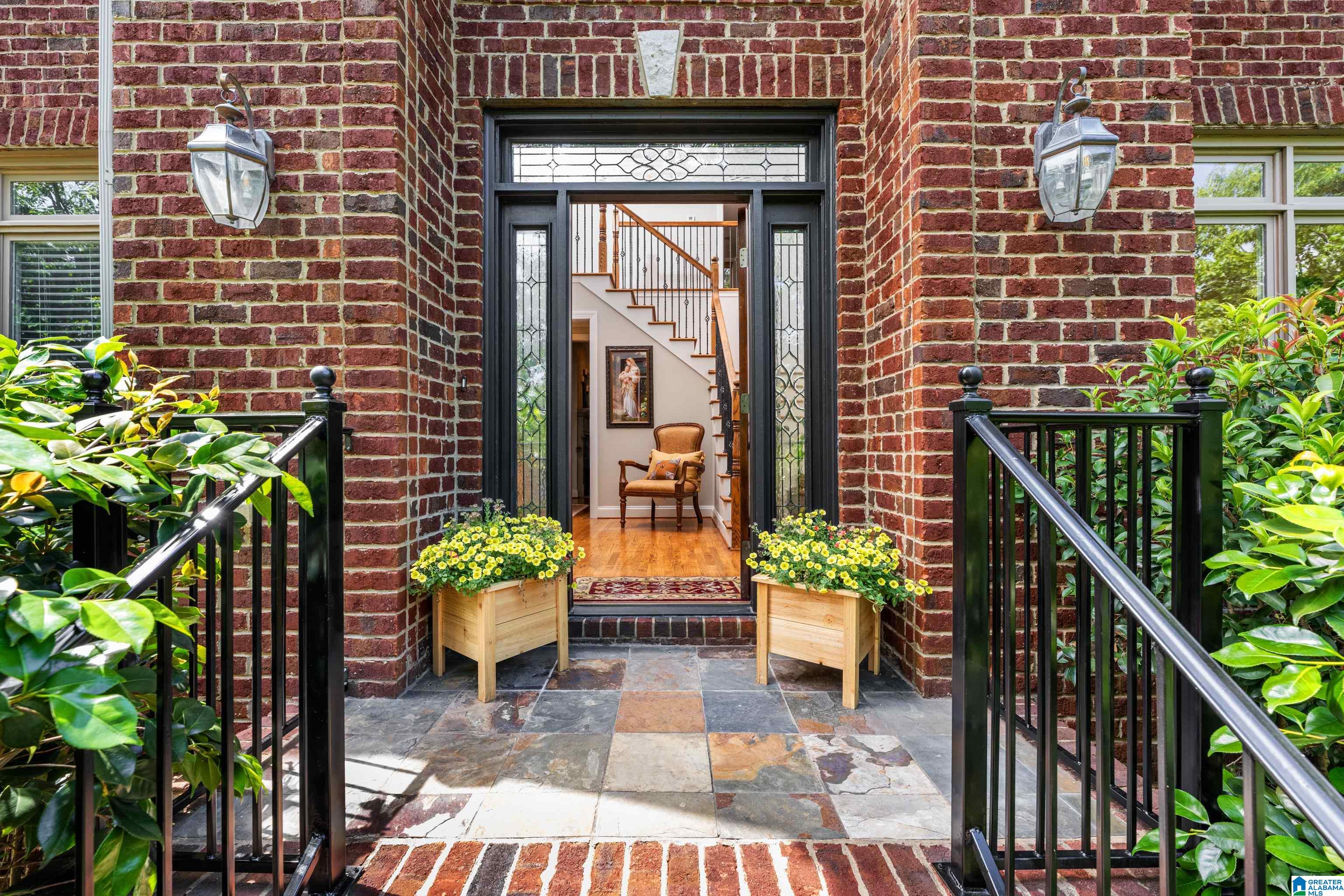 132 SPRING ROAD