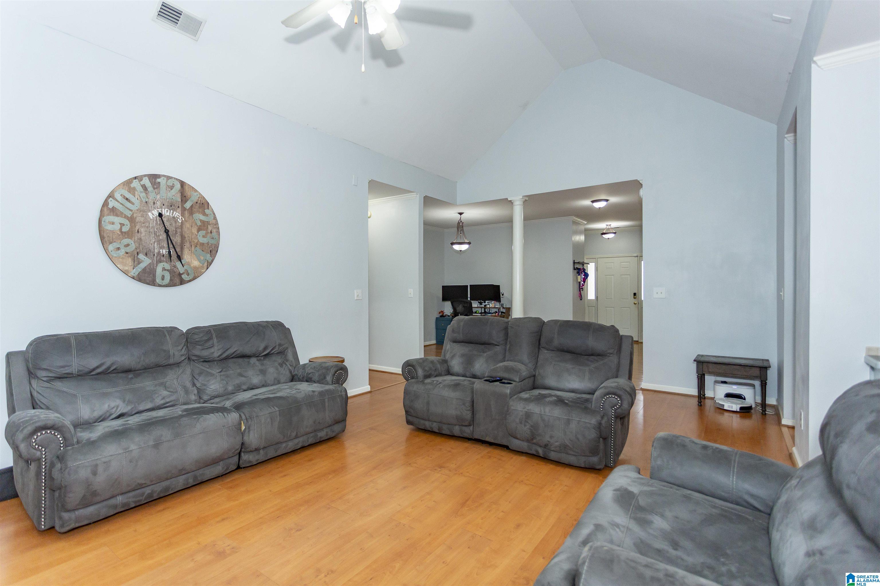 257 BEAVER CREEK PARKWAY