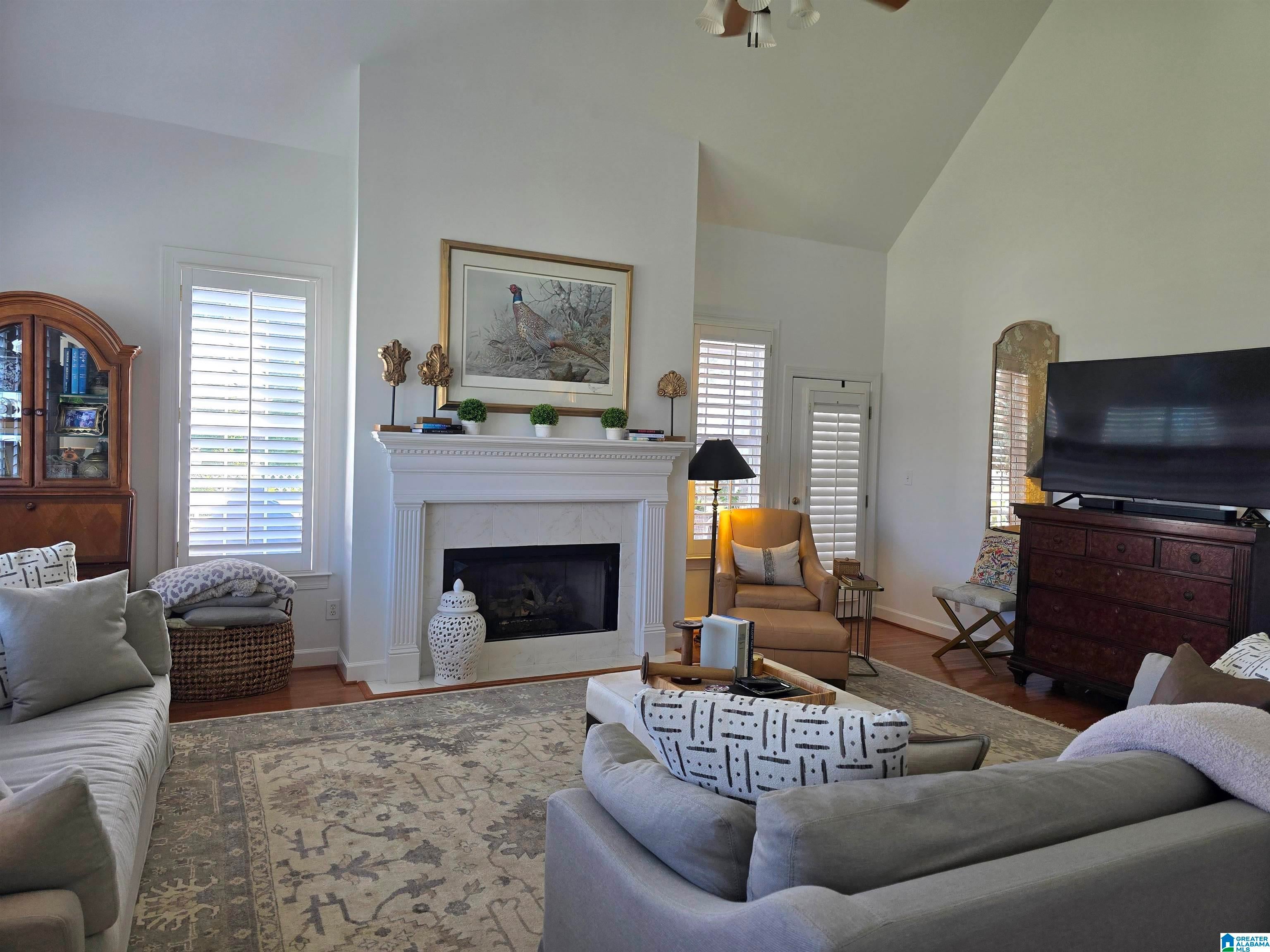 312 LAKEPOINT DRIVE