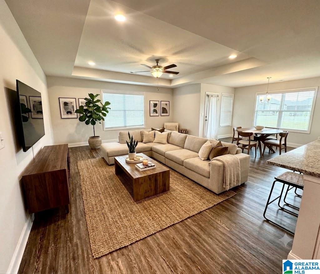 1118 COLONIAL DRIVE SW