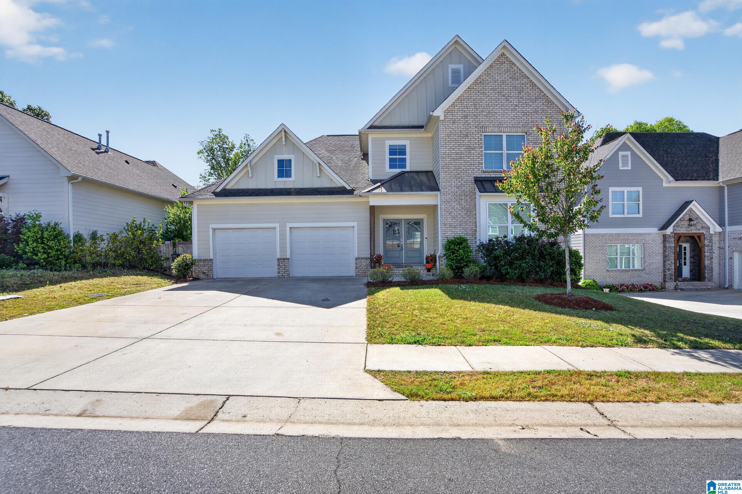 Photo 1 of 29 — 877 MADISON LANE, HELENA, AL 35080