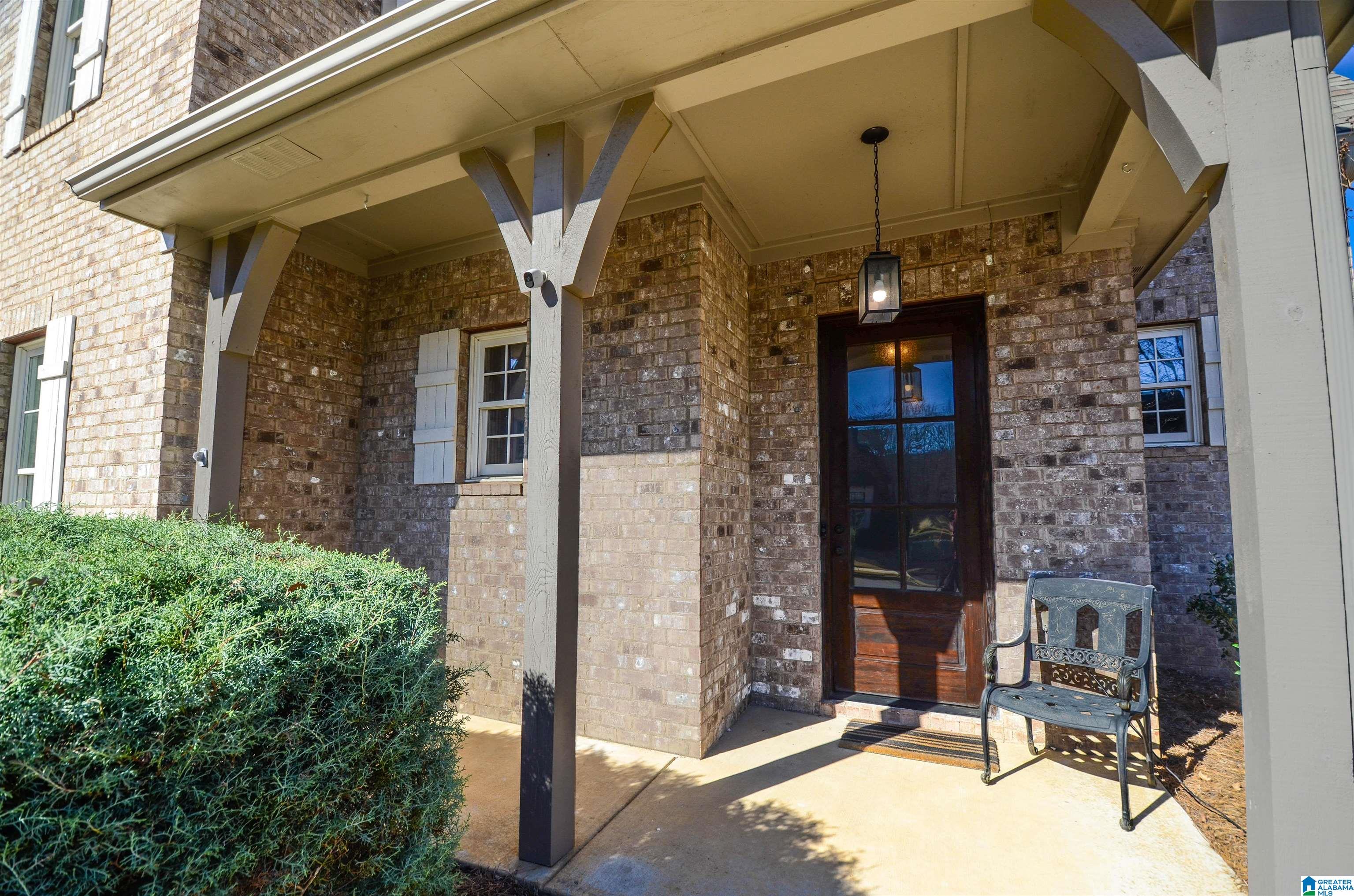 6100 ENGLISH VILLAGE LANE